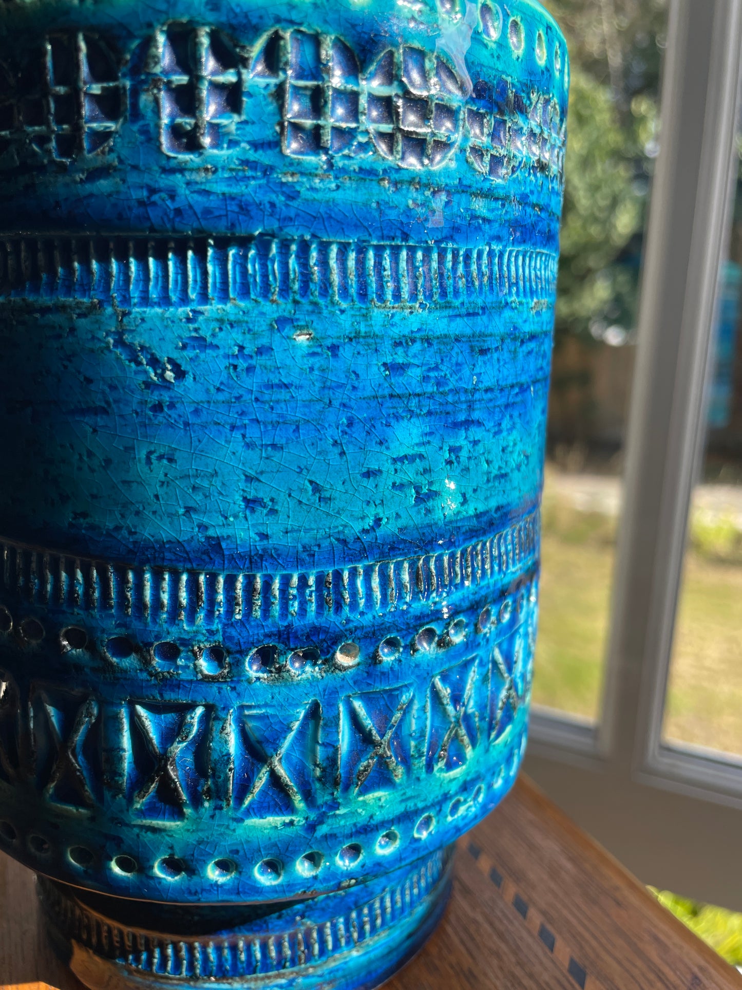 Aldo Londi for Bitossi Rimini Blu Vase – Mid Century Italian Pottery, 22.5cm Turquoise & Cobalt Geometric Glaze, c.1960s