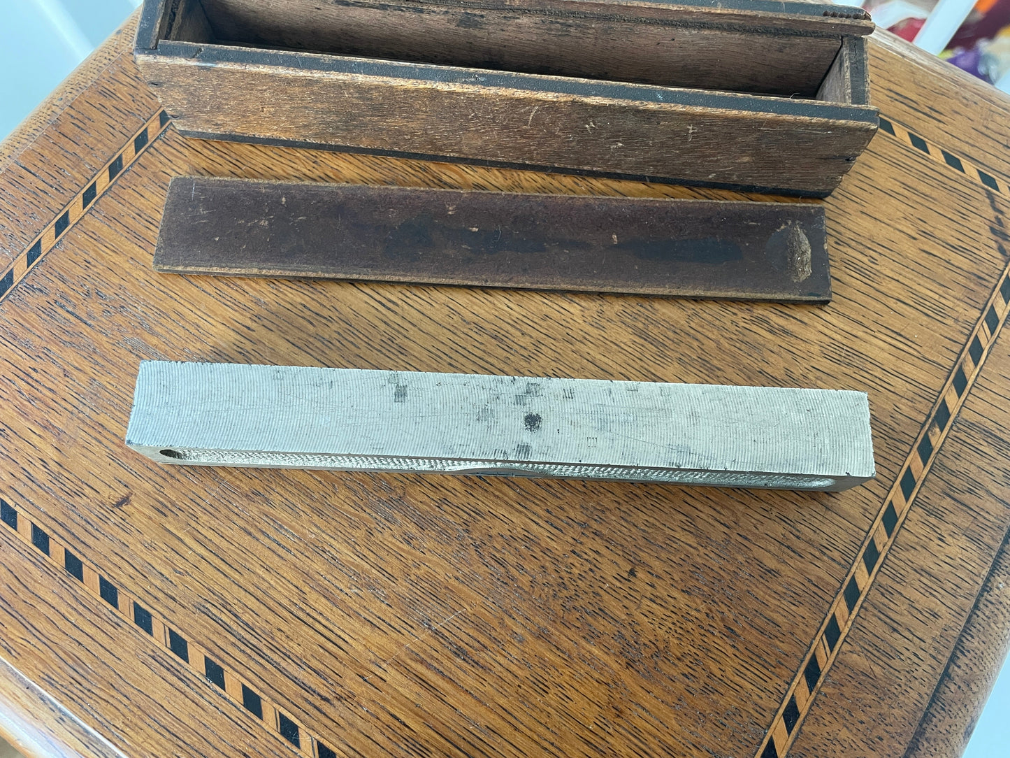 Vintage Rabone Spirit Level No.1394 – Made in England Precision Tool with Wooden Case – Mid 20th Century Carpenter Collectible