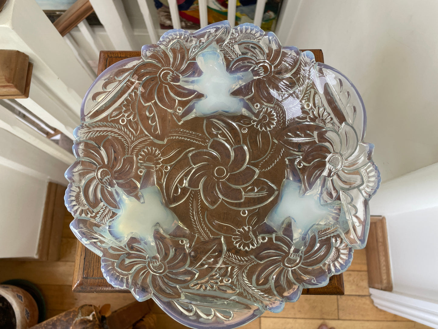 Art Deco Opalescent Glass Bowl by Samuel Reich, Czech 1930s, Three Elf Supports, Collectible Centrepiece