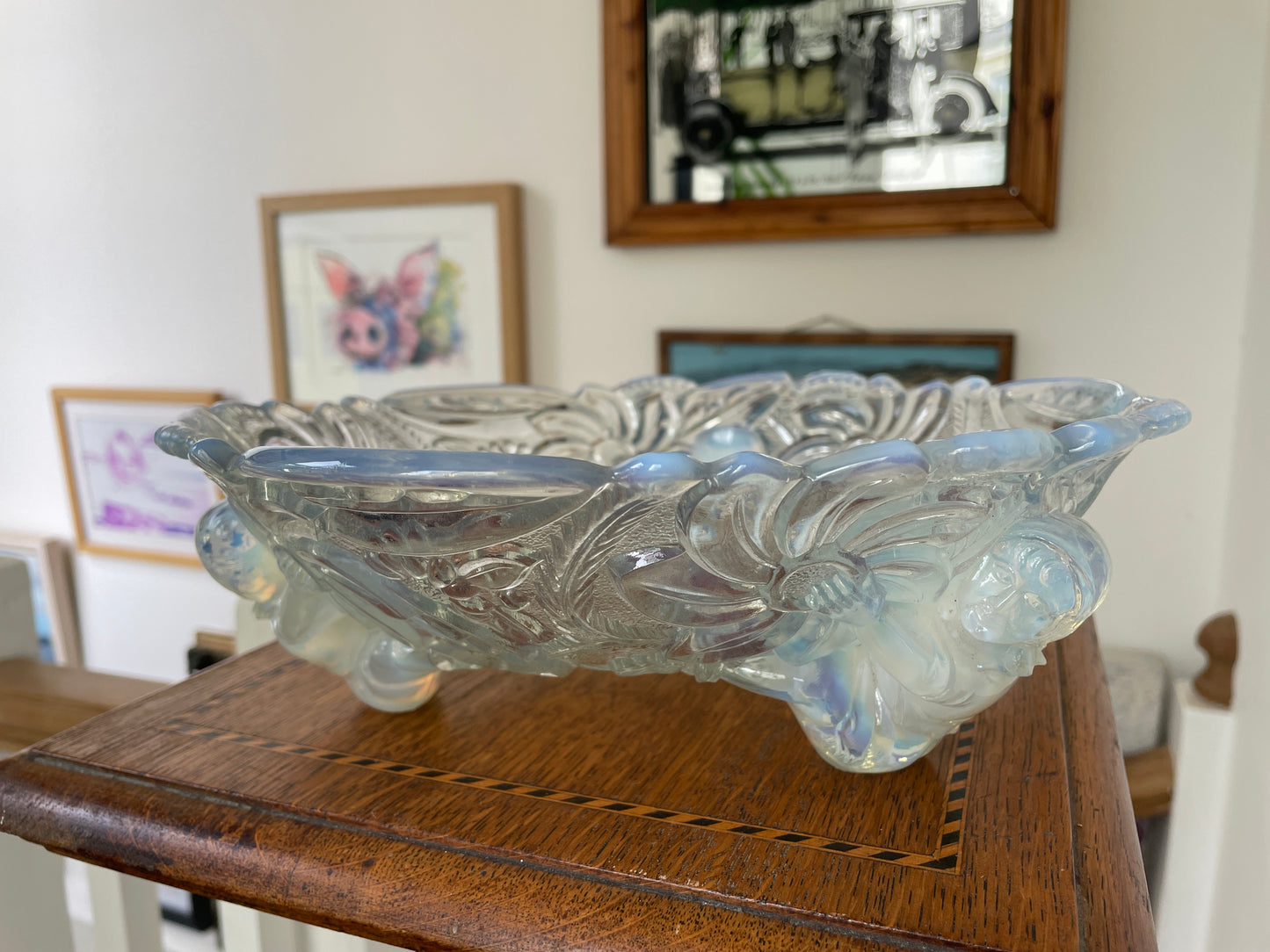 Art Deco Opalescent Glass Bowl by Samuel Reich, Czech 1930s, Three Elf Supports, Collectible Centrepiece