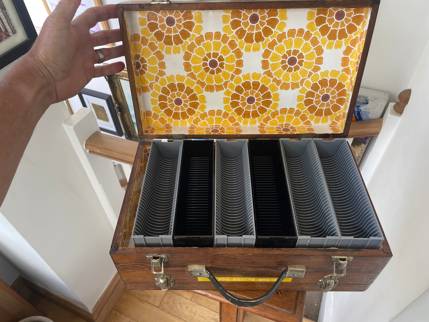 Vintage Wooden 35mm Slide Storage Case with Retro Floral Lining, Holds Colour Slides, Mid Century Photography Box 38x23x15cm