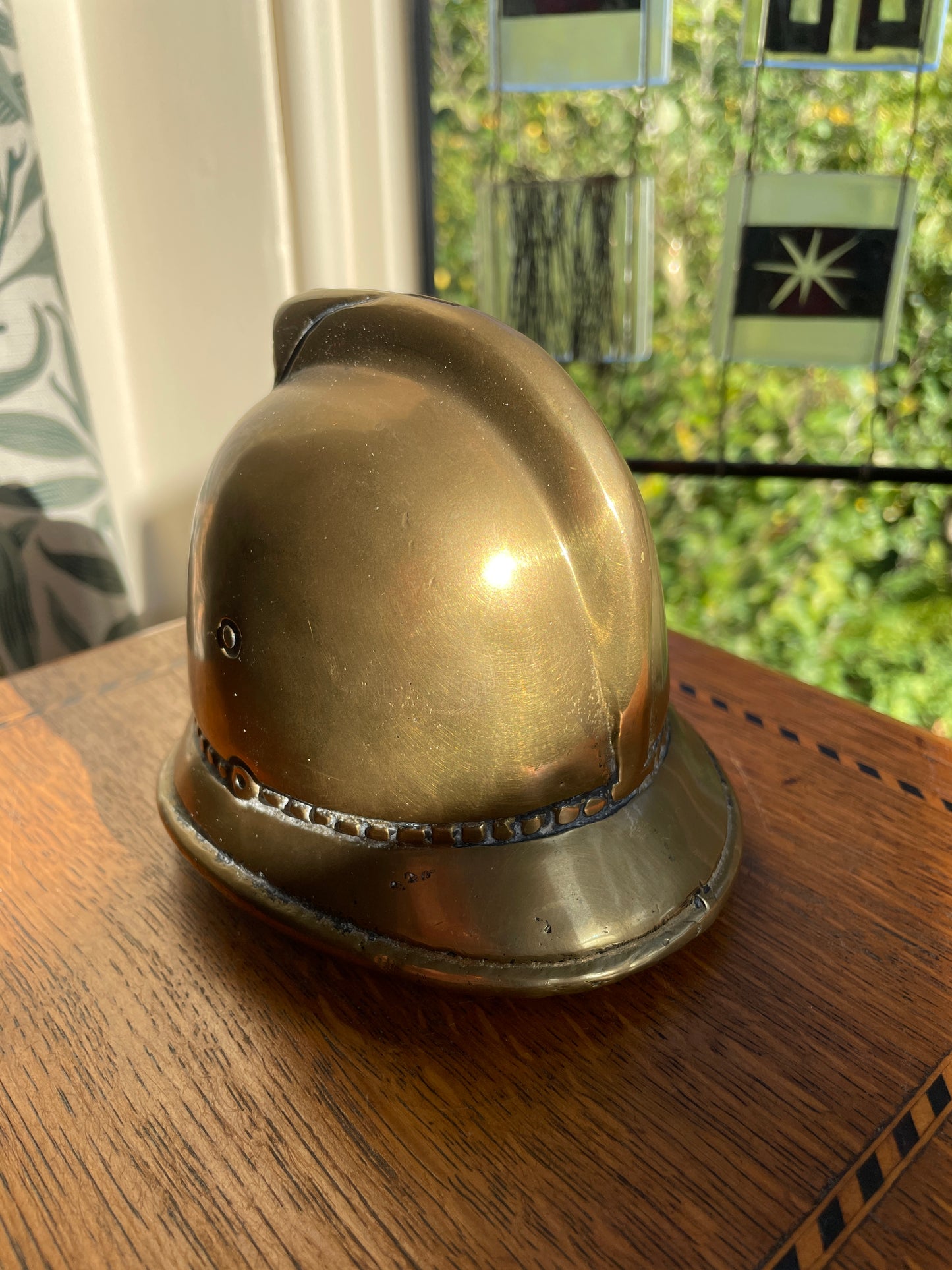 Vintage Brass Police Helmet Money Box – E II R Metropolitan Police Bobby Helmet Coin Bank, Made in England c.1960s