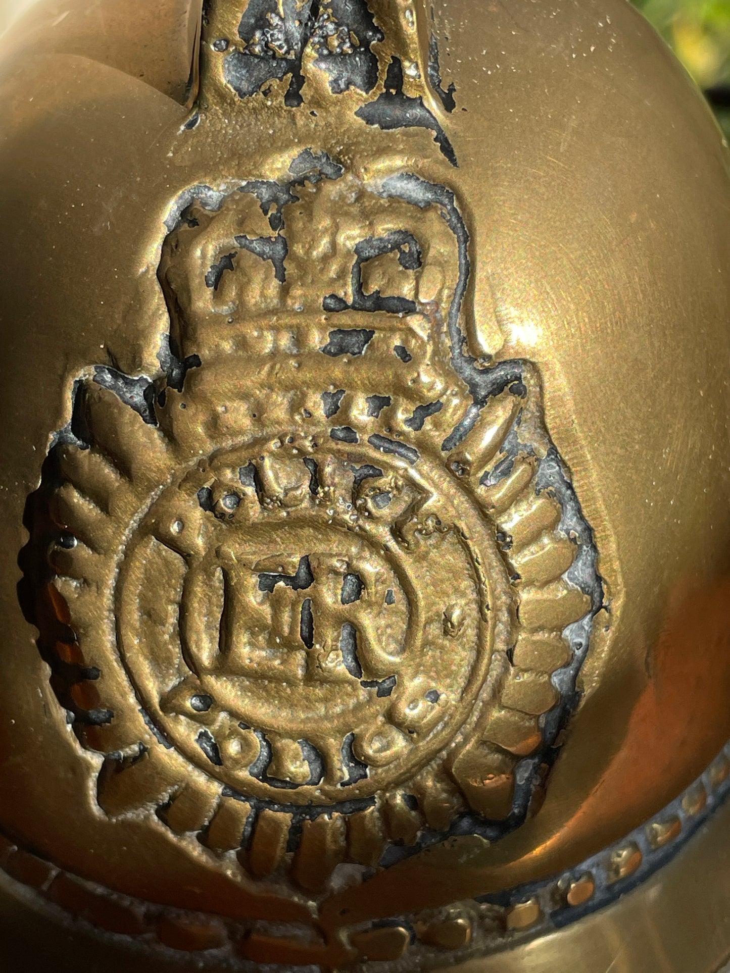 Vintage Brass Police Helmet Money Box – E II R Metropolitan Police Bobby Helmet Coin Bank, Made in England c.1960s