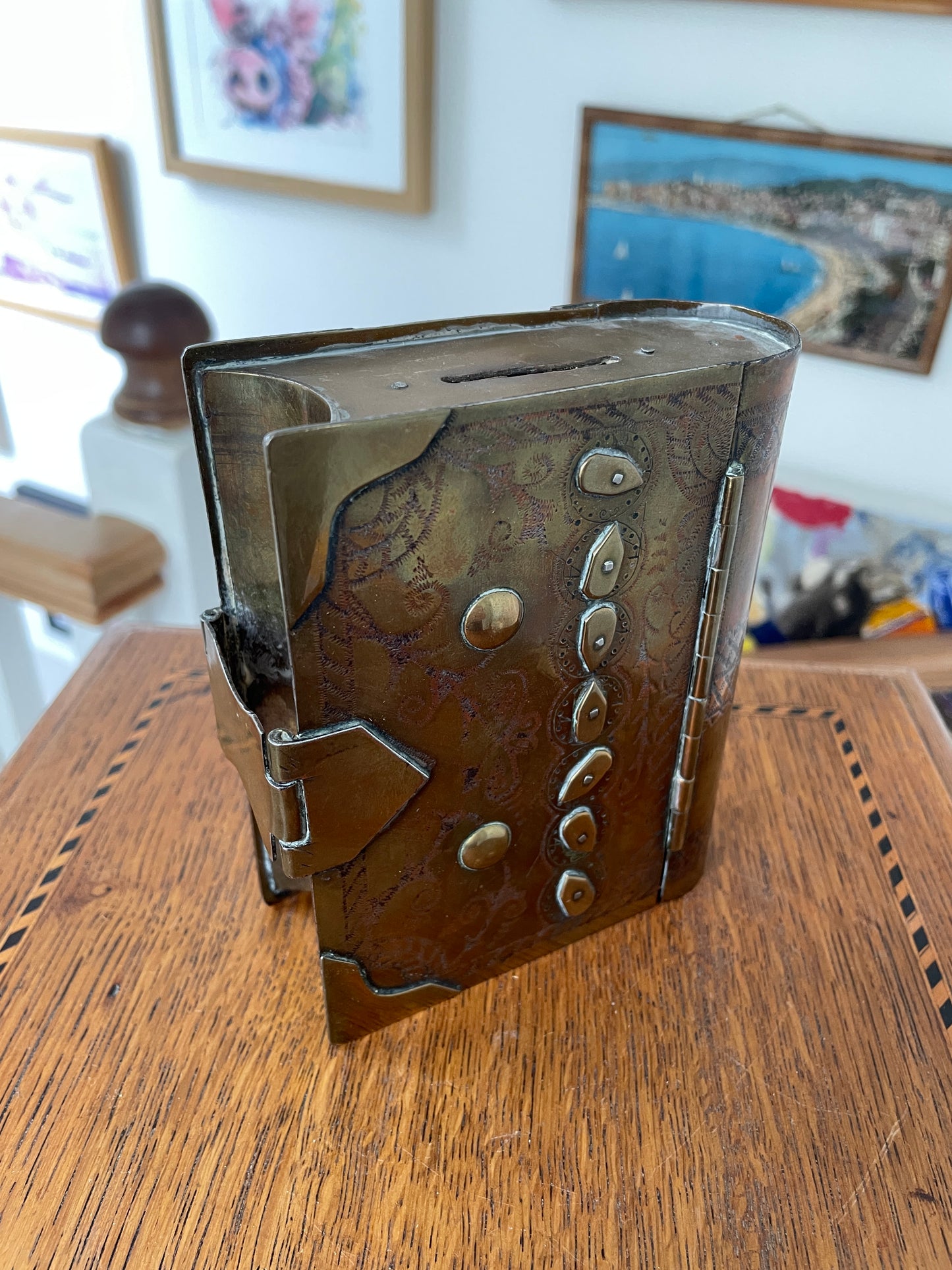 Antique Arts and Crafts Brass Money Box – Early 1900s Handcrafted Book Shaped Coin Bank with Hinged Lid, English Copper & Brass Design