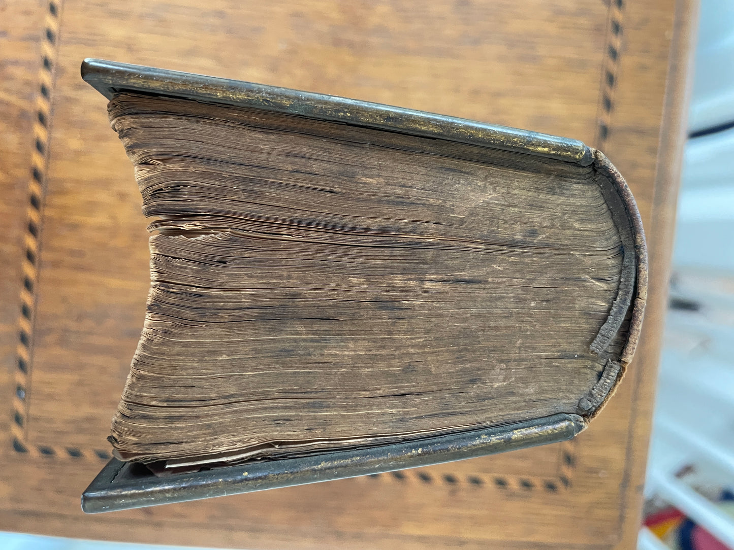 1863 Victorian Book of Common Prayer – Antique Leather & Brass Bound Oxford University Press Miniature Prayer Book