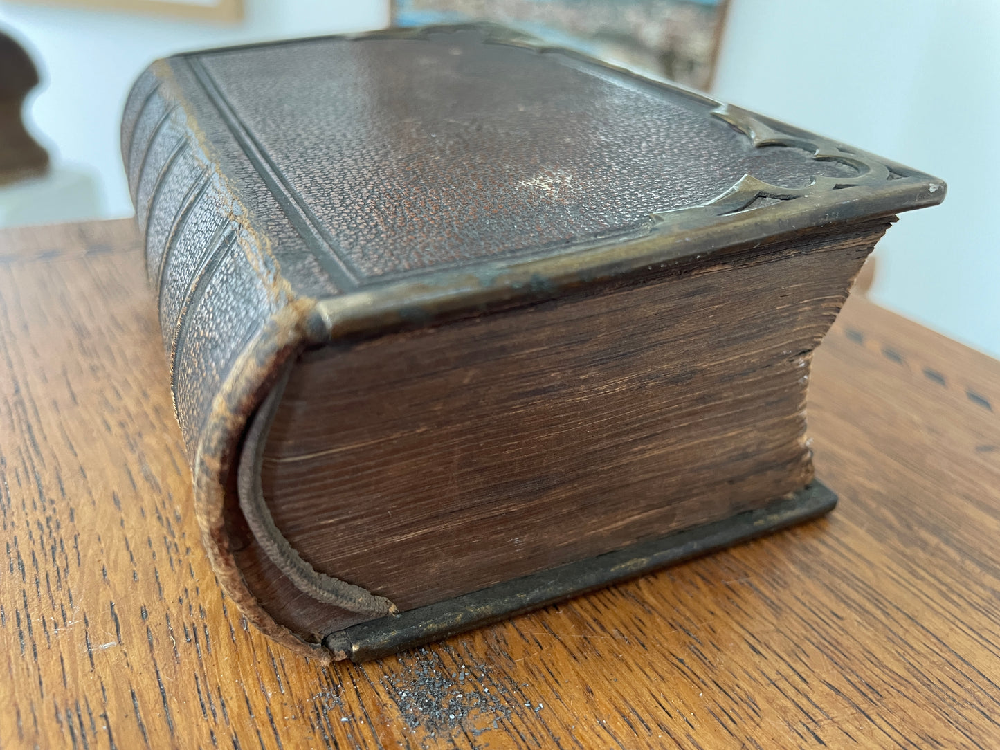 1863 Victorian Book of Common Prayer – Antique Leather & Brass Bound Oxford University Press Miniature Prayer Book