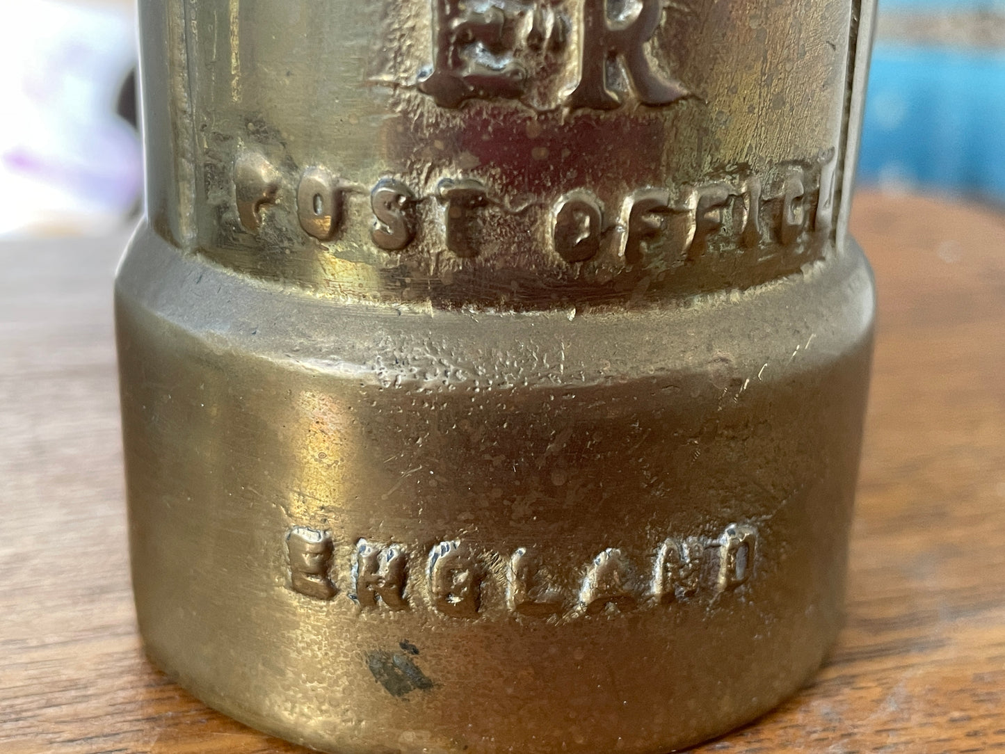 Vintage Brass Post Box Money Bank – Queen Elizabeth II ER Pillar Box, Made in England, 1950s–1970s