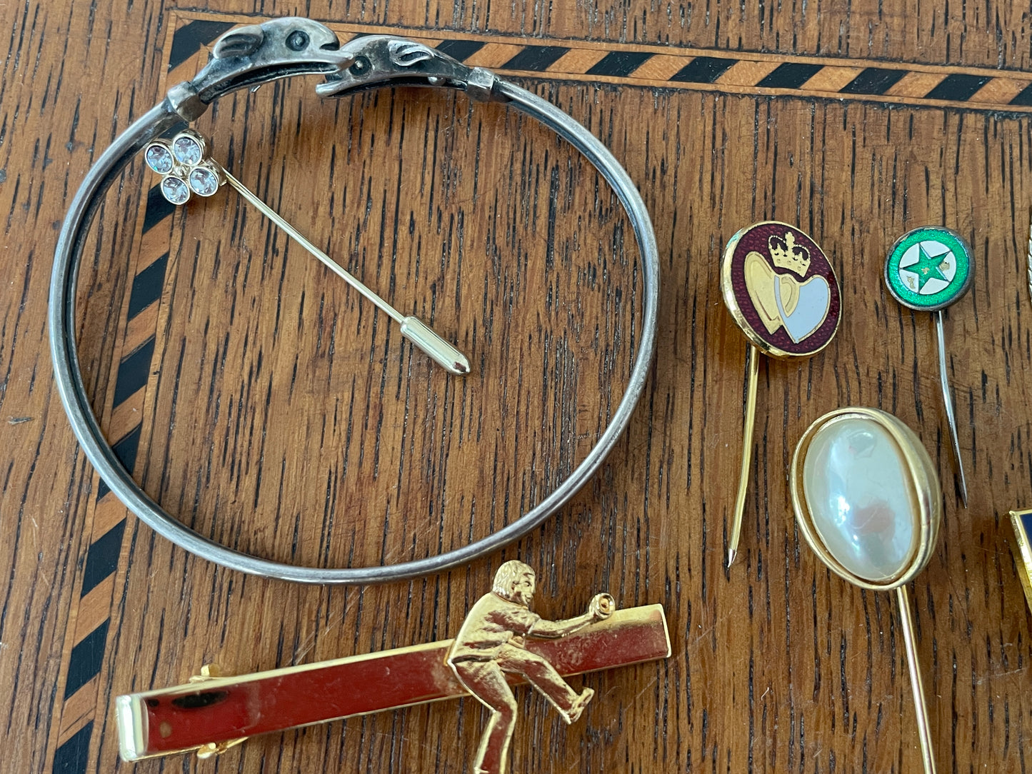 Vintage and Antique Jewellery Collection – Silver Bangles, Agate Brooch, Stick Pins Tie Bars Mid Century Art Deco Lot