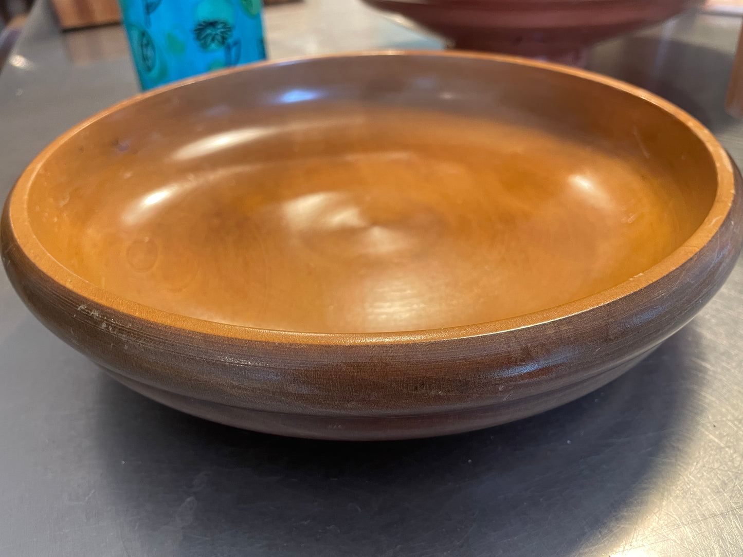 Mid-Century Turned Wooden Bowl – Hand-Carved Beech Fruit or Salad Bowl, 25 cm Diameter