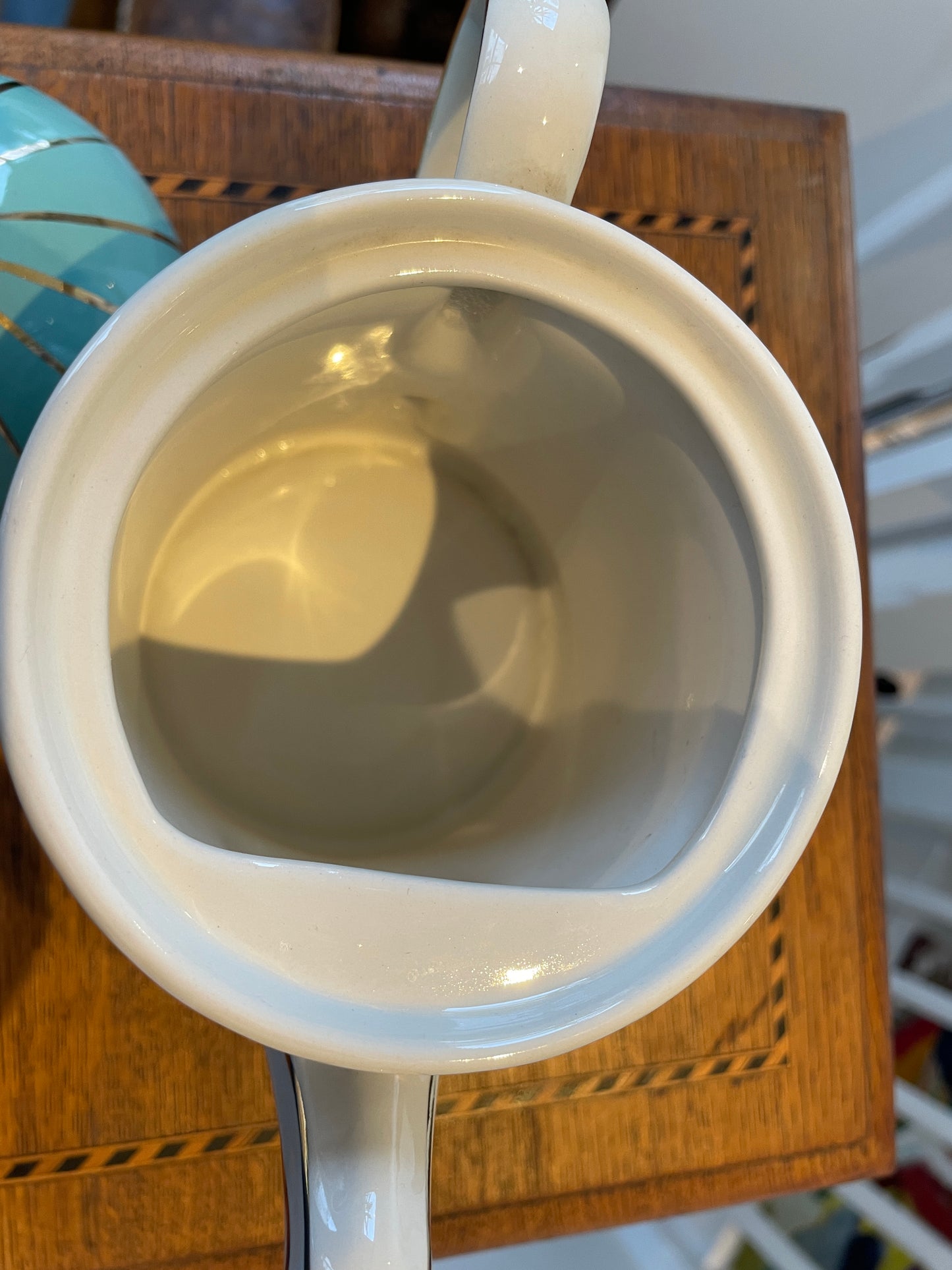 Vintage Sadler Staffordshire Teapot – ‘Sporting Scenes of the 18th Century: Shooting’ (c.1970s–1980s)