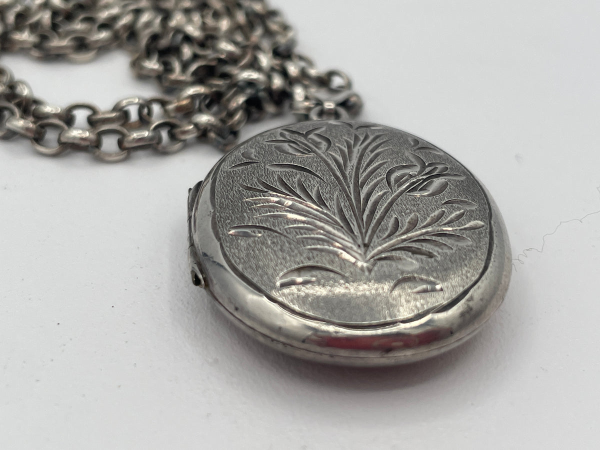 Vintage Sterling Silver Locket & Chain, 1977, Engraved Floral Oval