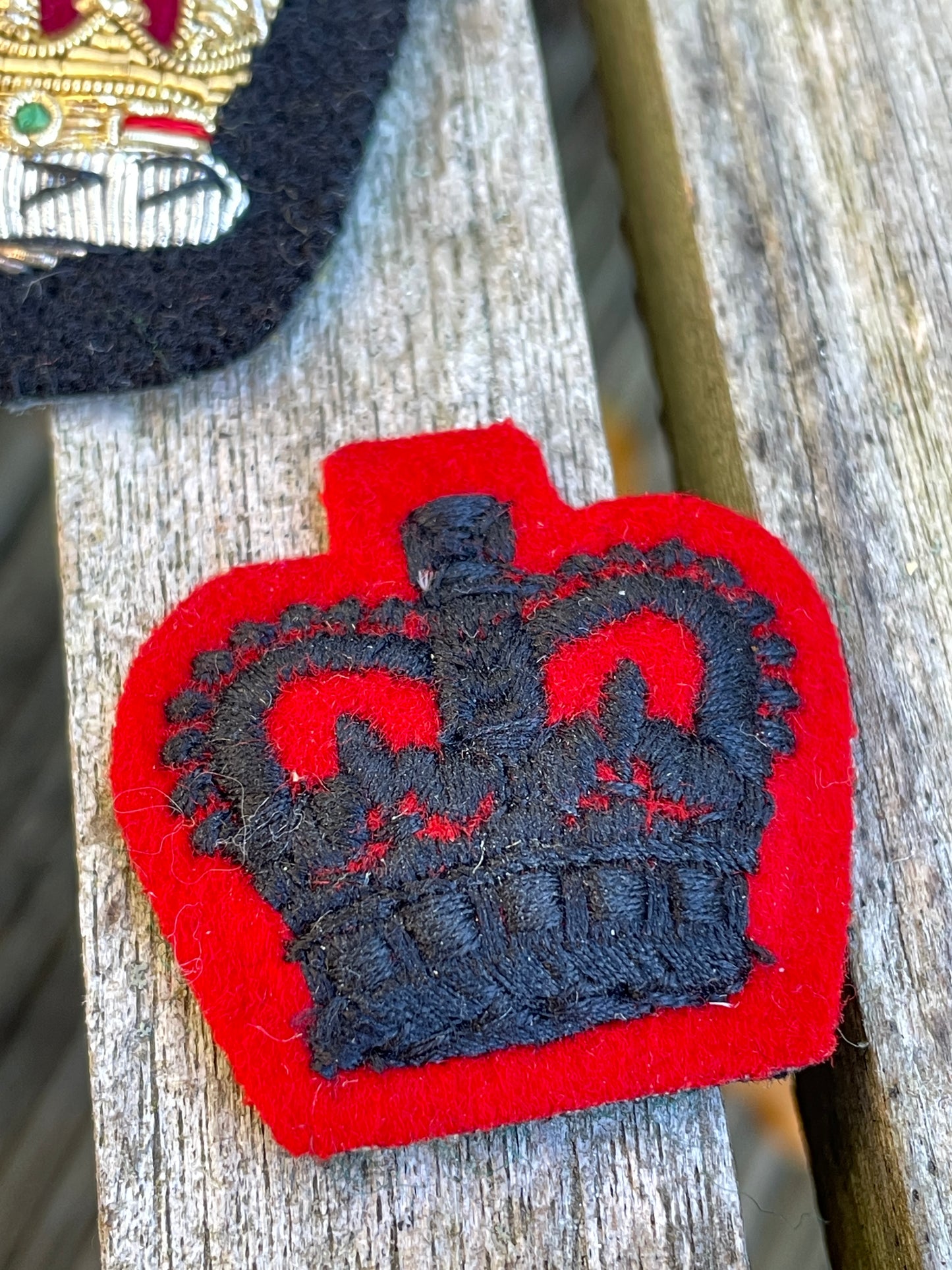 Five vintage British Army cloth officers patch badges