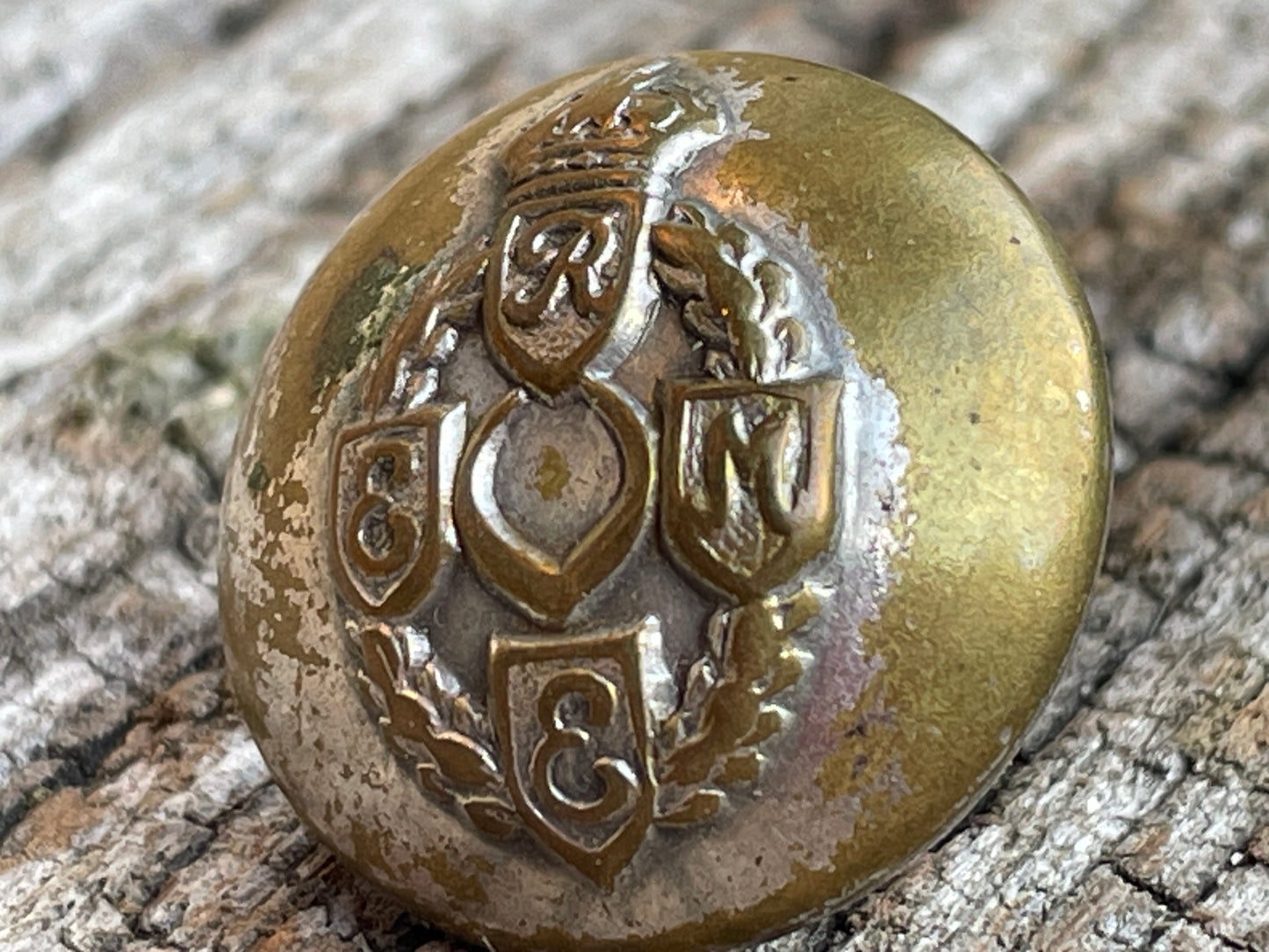 WW2 Royal Electrical Mechanical Engineers Corps Tunic Button - 18mm
