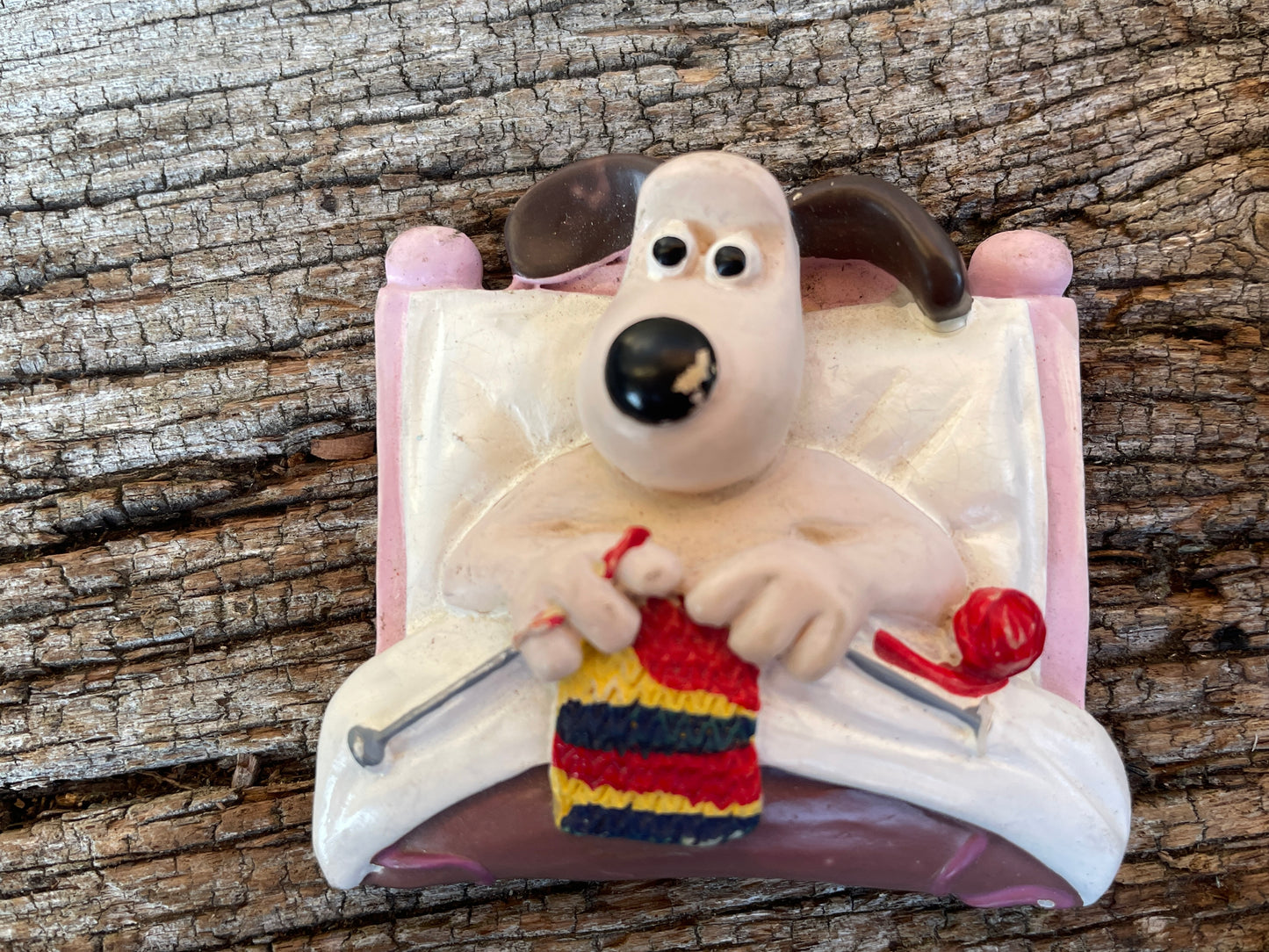 Three ceramic Wallace and Gromit vintage fridge magnets starring Feathers McGraw c1995