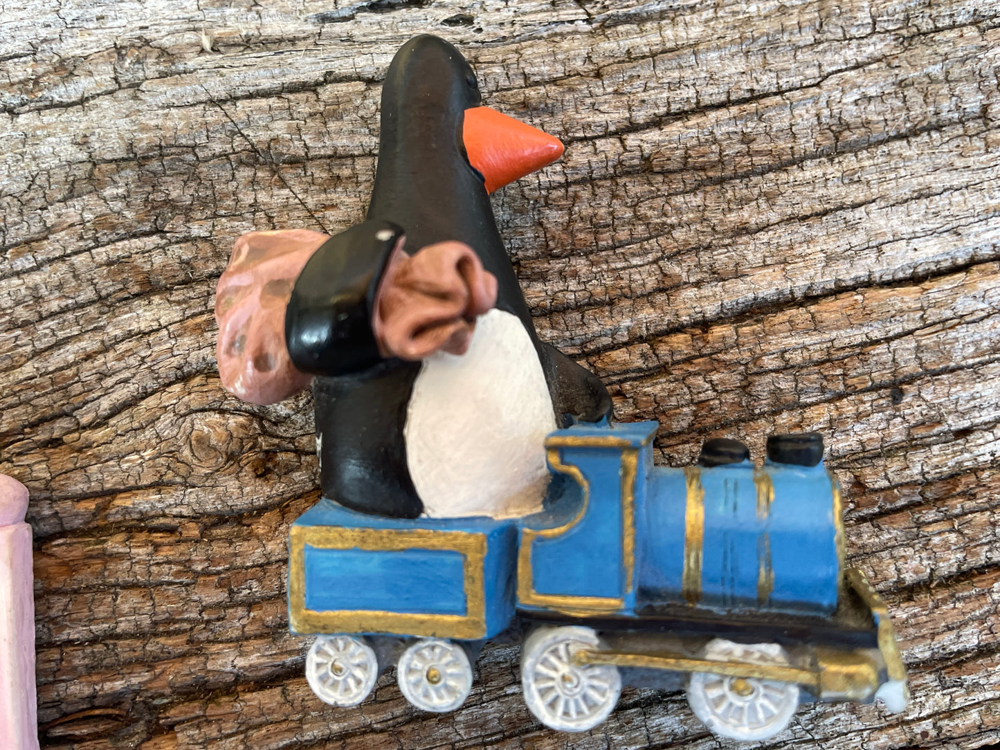 Three ceramic Wallace and Gromit vintage fridge magnets starring Feathers McGraw c1995