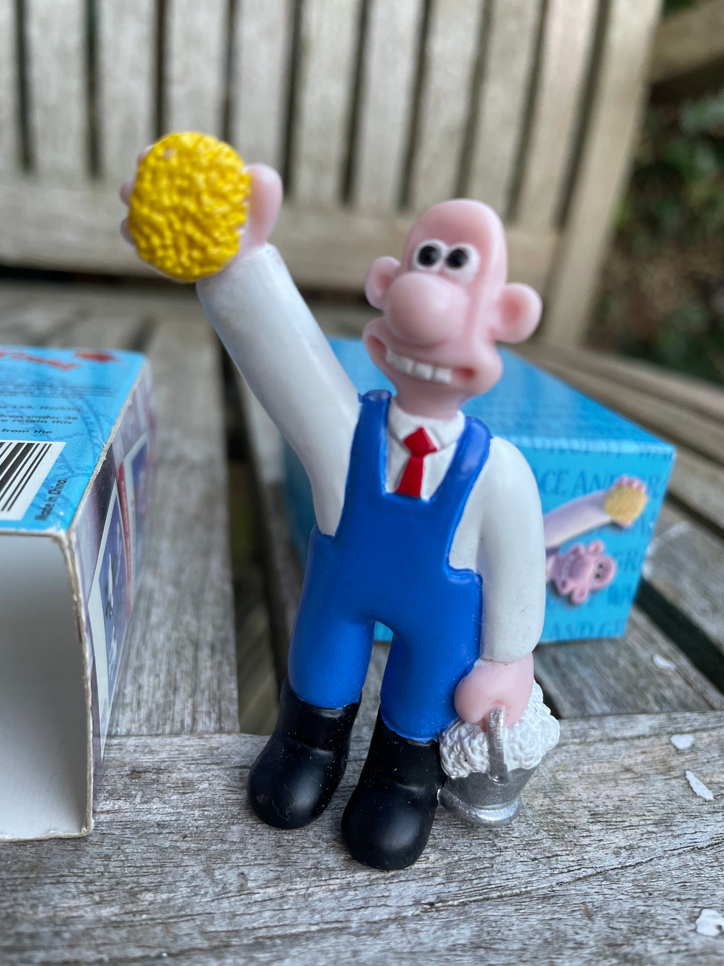 Wallace and Gromit Mini Figures in a matchbox Washing Wallace Aardman W&G ltd 1989