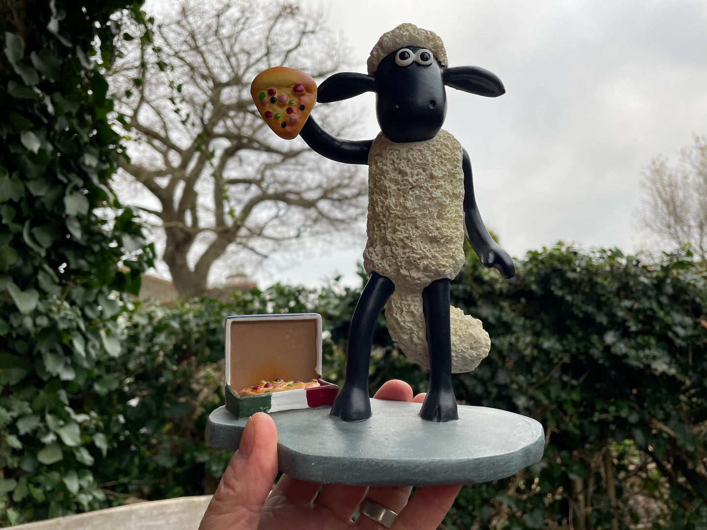Original Shaun the sheep Farmageddon pizza ornament in original box and packaging 20cm tall