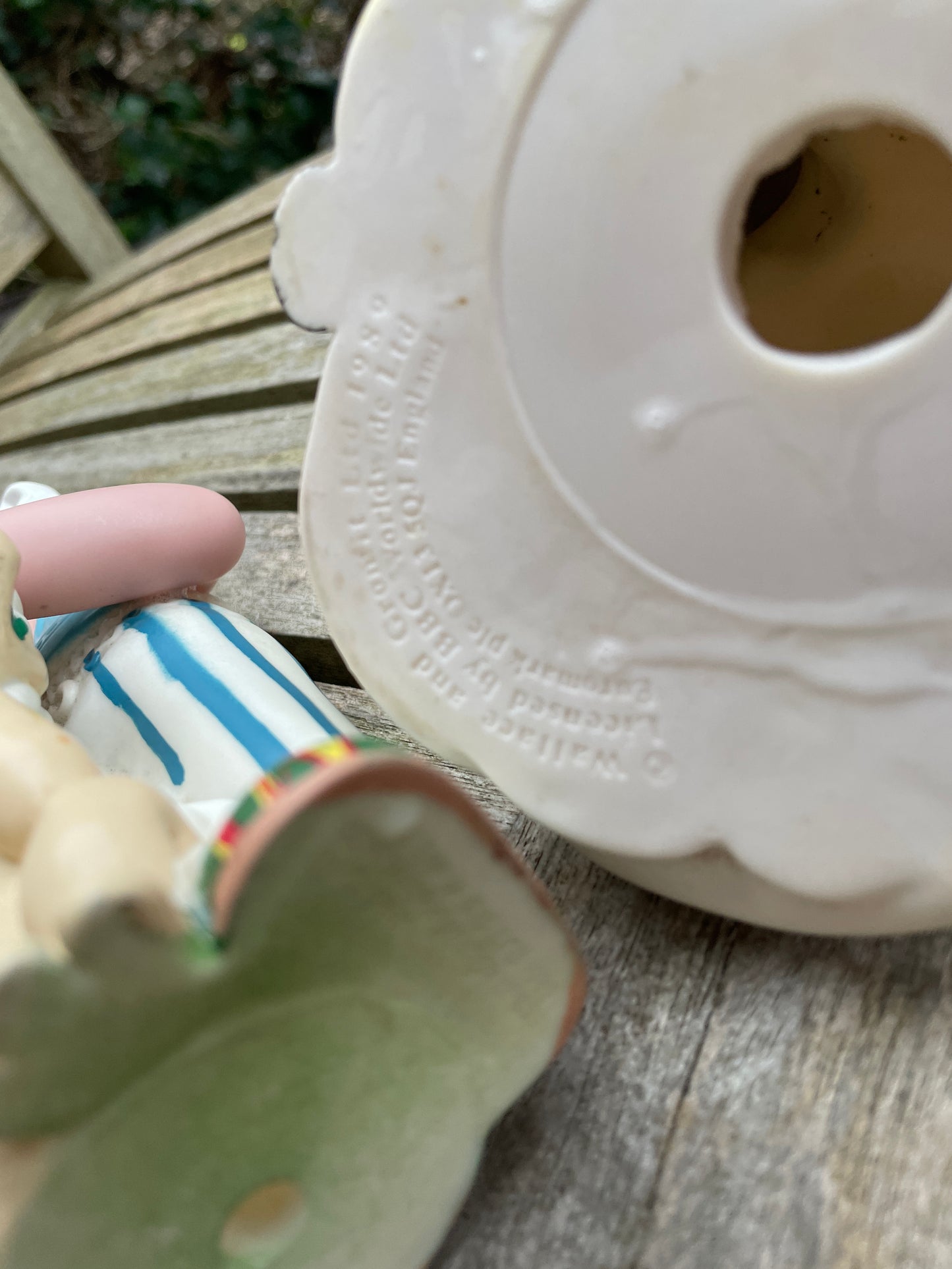 Original Wallace and Gromit 90's bathroom figurines - Wallace 17cm tall