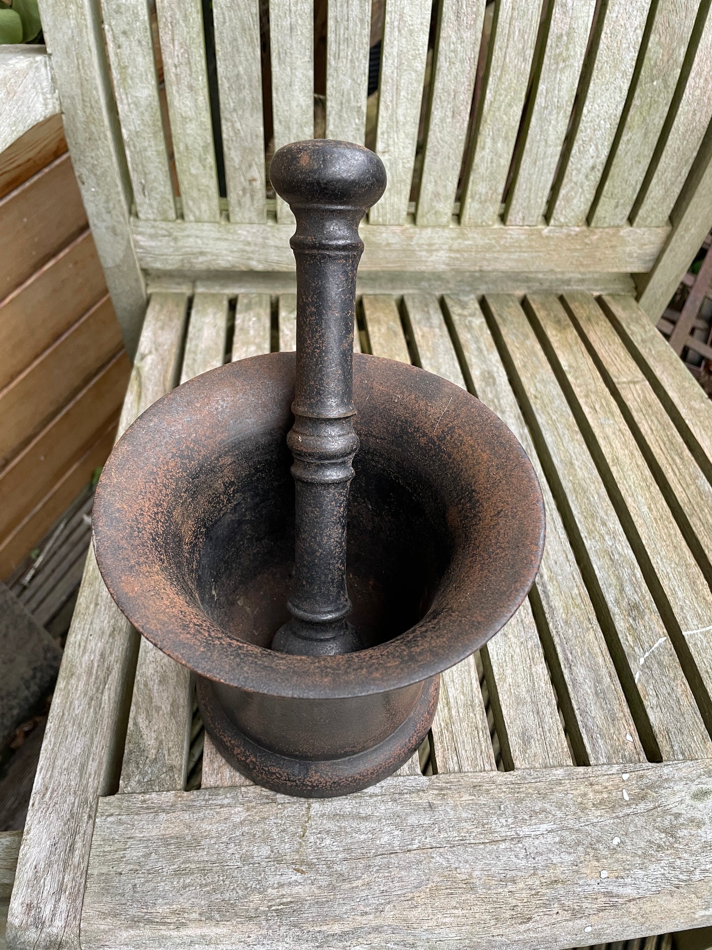 Antique Cast Iron Apothecary Mortar & Pestle (5.4kg) – Victorian Chemist Shop, Barnard Castle UK, 22cm Pestle, 16.5cm Bowl