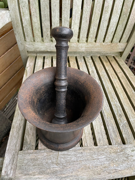 Antique Cast Iron Apothecary Mortar & Pestle (5.4kg) – Victorian Chemist Shop, Barnard Castle UK, 22cm Pestle, 16.5cm Bowl