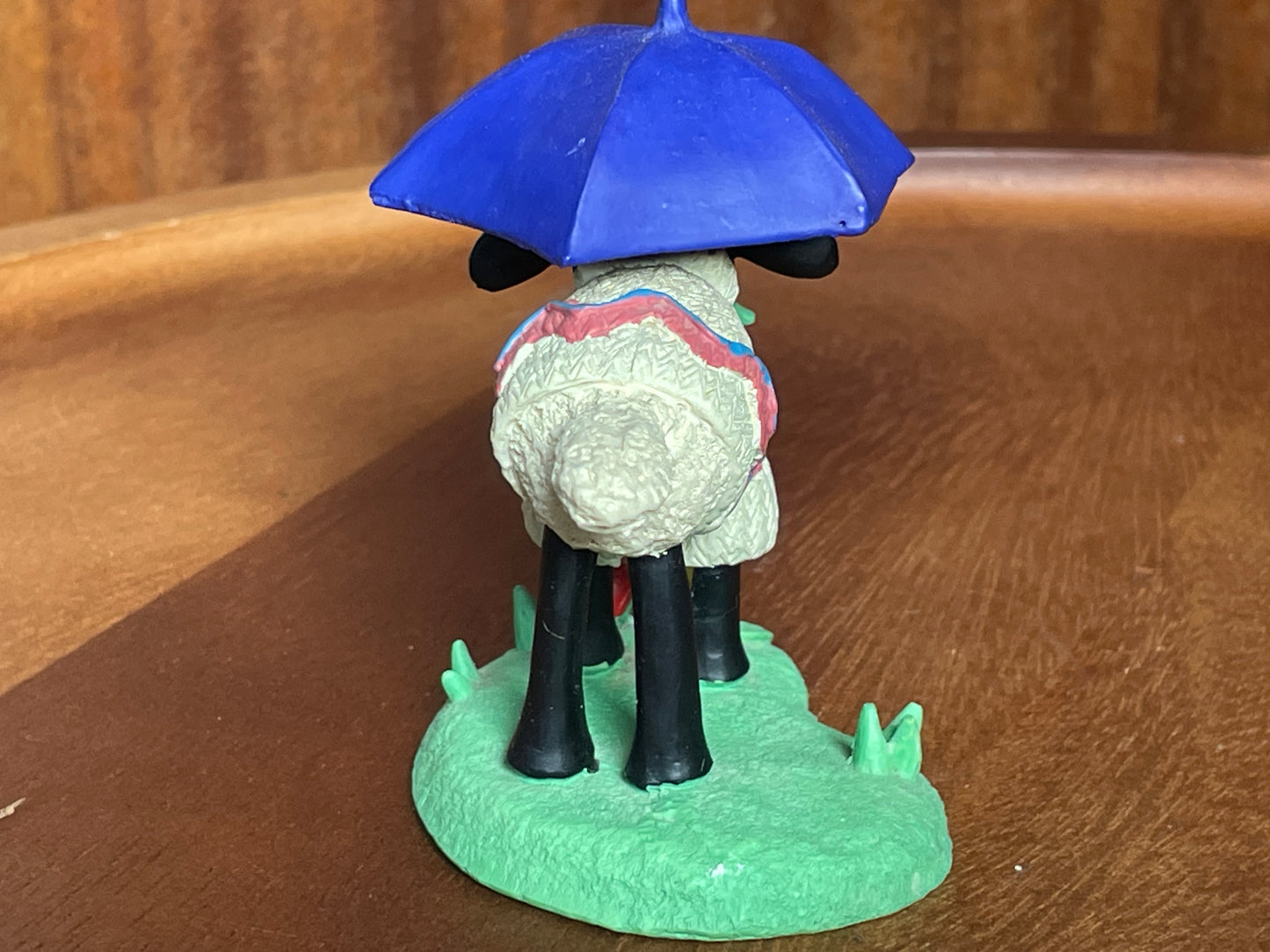 Original Shaun The Sheep resin figurine hand painted 8cm tall