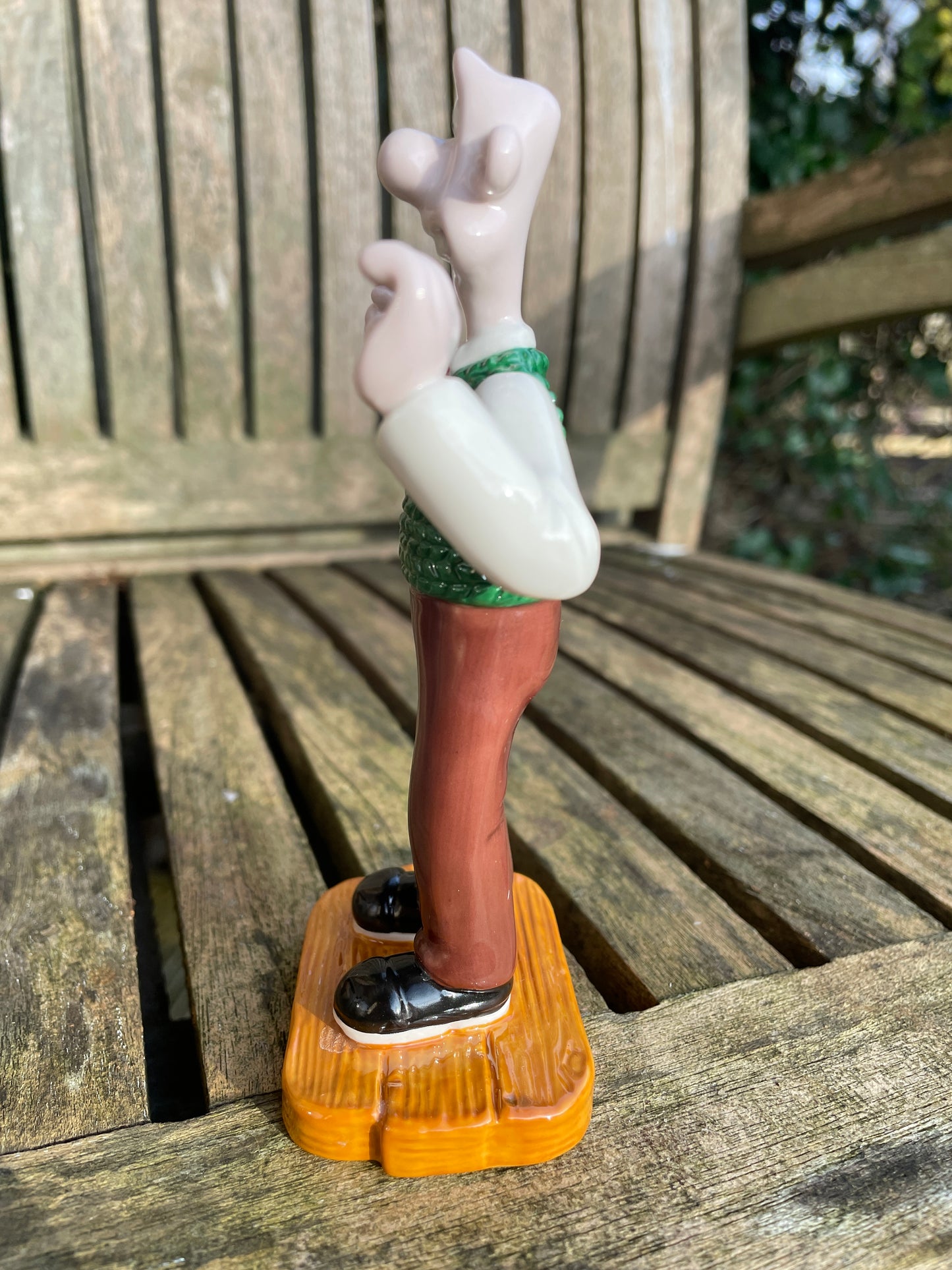 Wallace and Gromit - Wallace Coalport figurine 14.5cm tall
