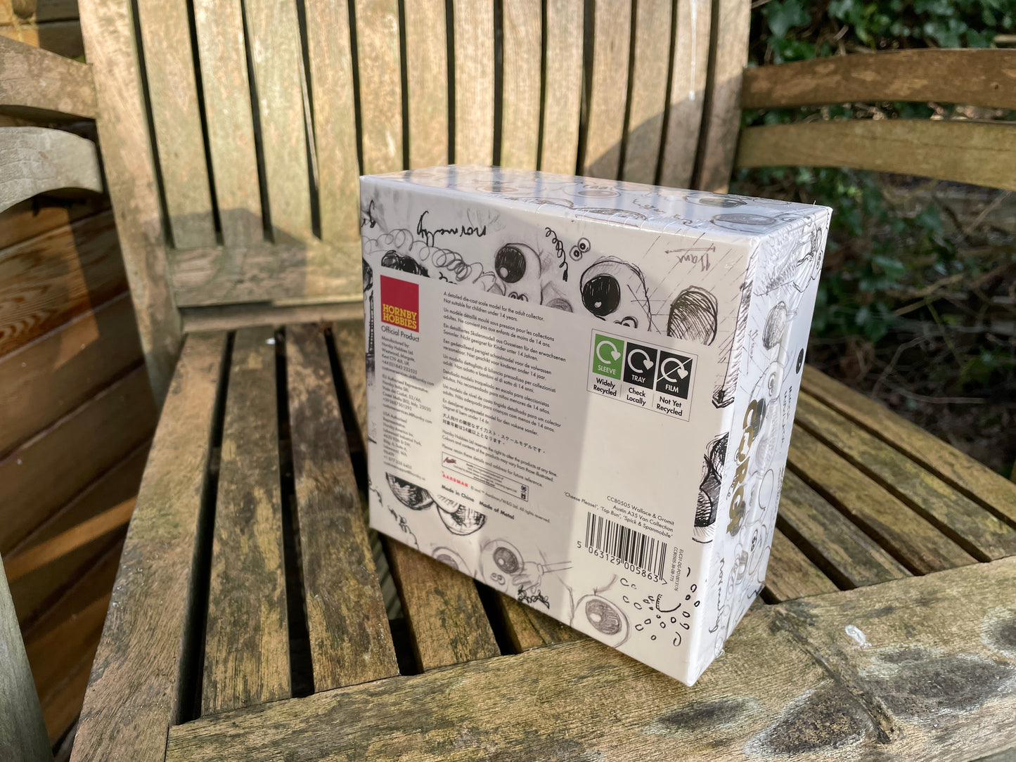 Wallace and Gromit Austin A35 van Collection - Set of three in original box - unopened