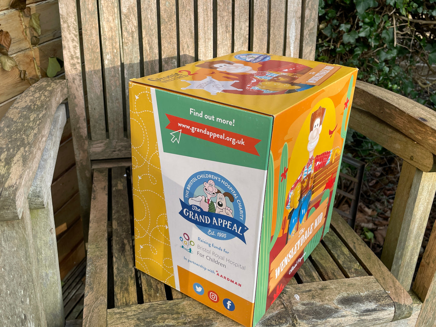 Wallace and Gromit The Wensleydale Kid Figurine by Paula Bowles