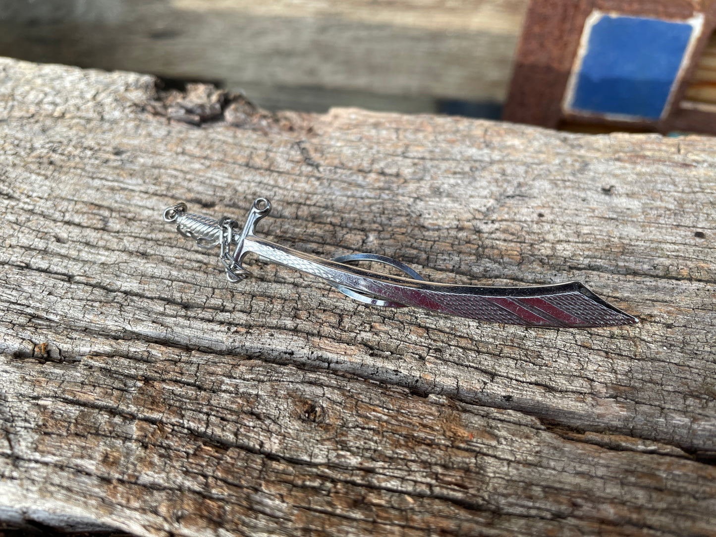 Vintage Stratton imitation curved broad sword tie clip made in England 9cm long