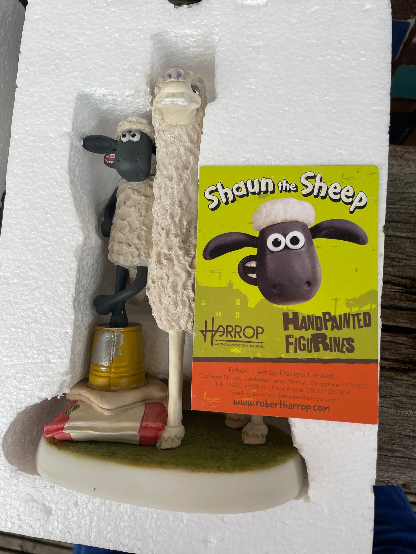 Shaun The Sheep Robert Harrop design figure - The Farmer's Llamas - Limited Edition