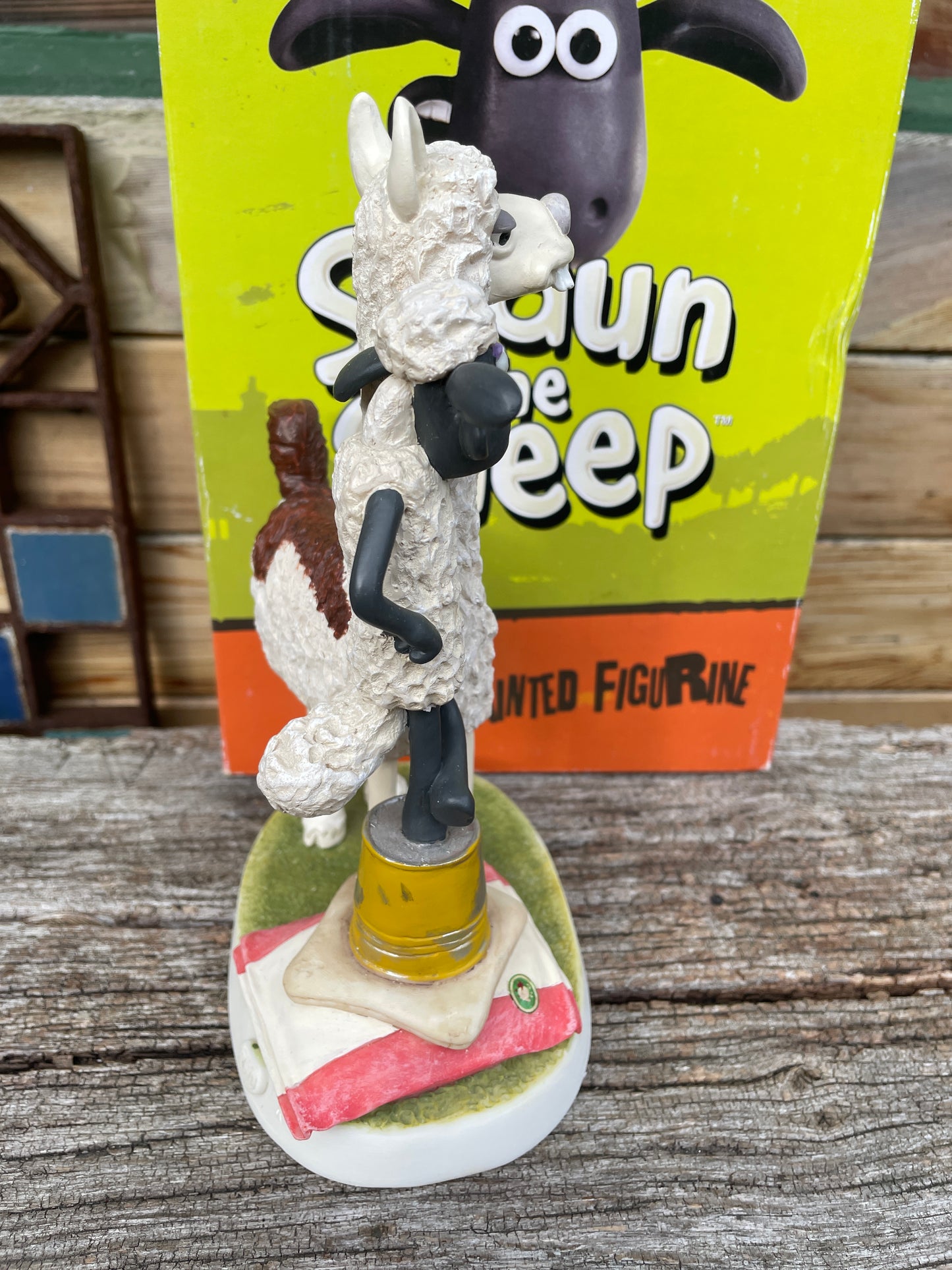 Shaun The Sheep Robert Harrop design figure - The Farmer's Llamas - Limited Edition