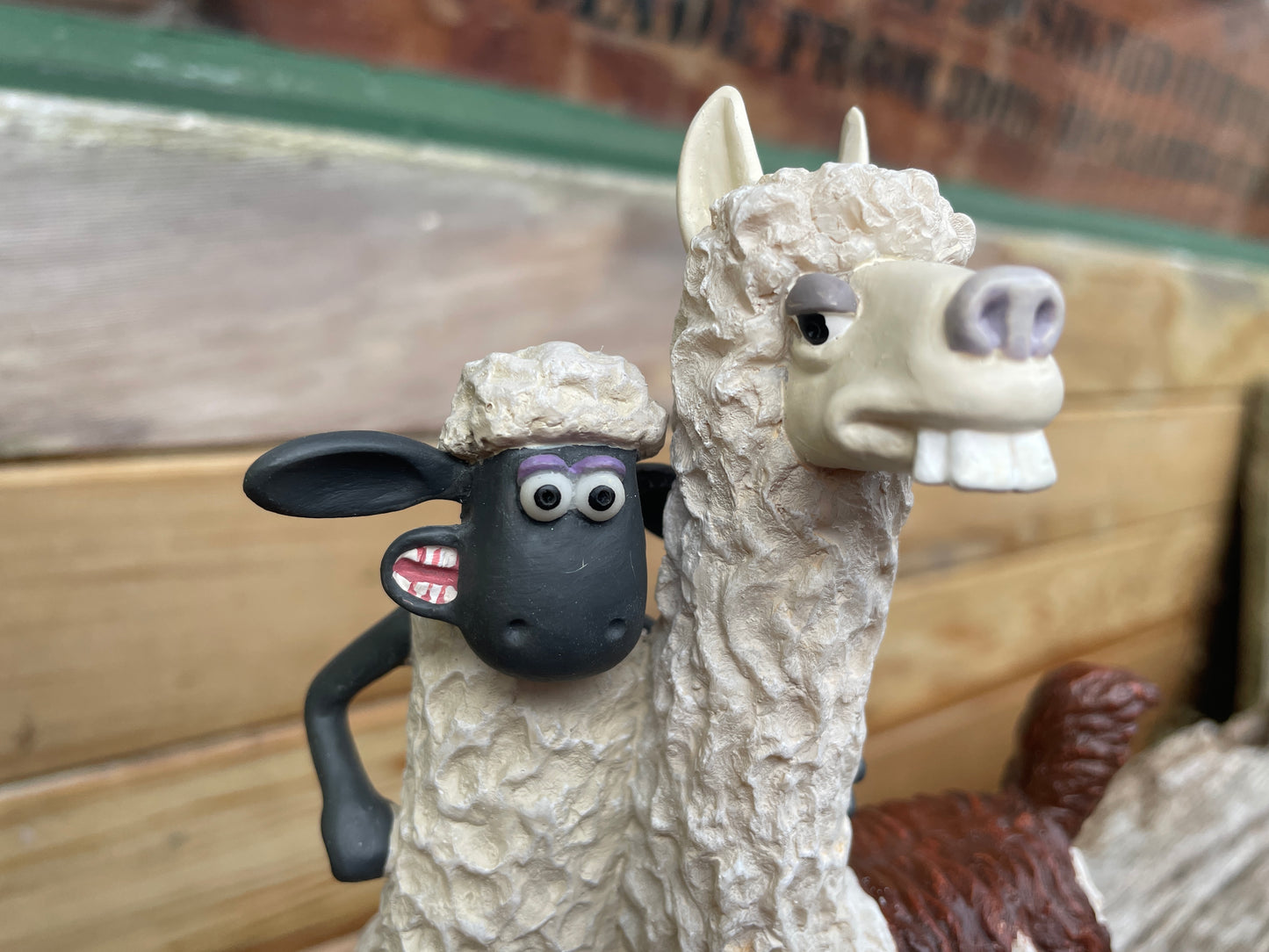 Shaun The Sheep Robert Harrop design figure - The Farmer's Llamas - Limited Edition