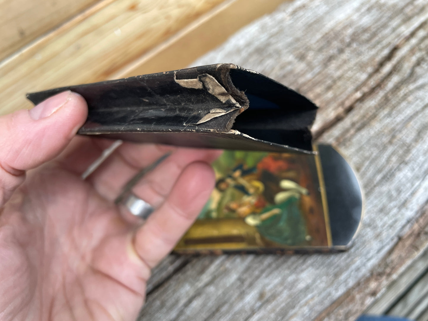 Victorian leather lacquered cigar case with removeable sleeve