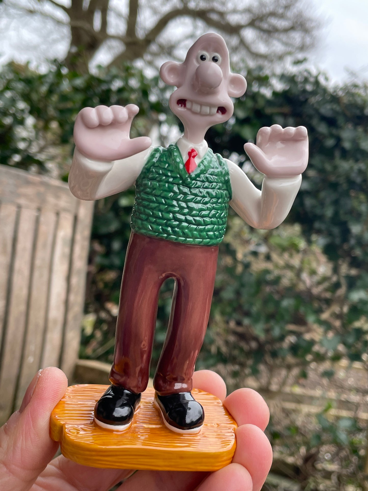 Wallace and Gromit First Edition - A Grand Day Out Wallace figurine by Coalport 14.5cm tall - 2003