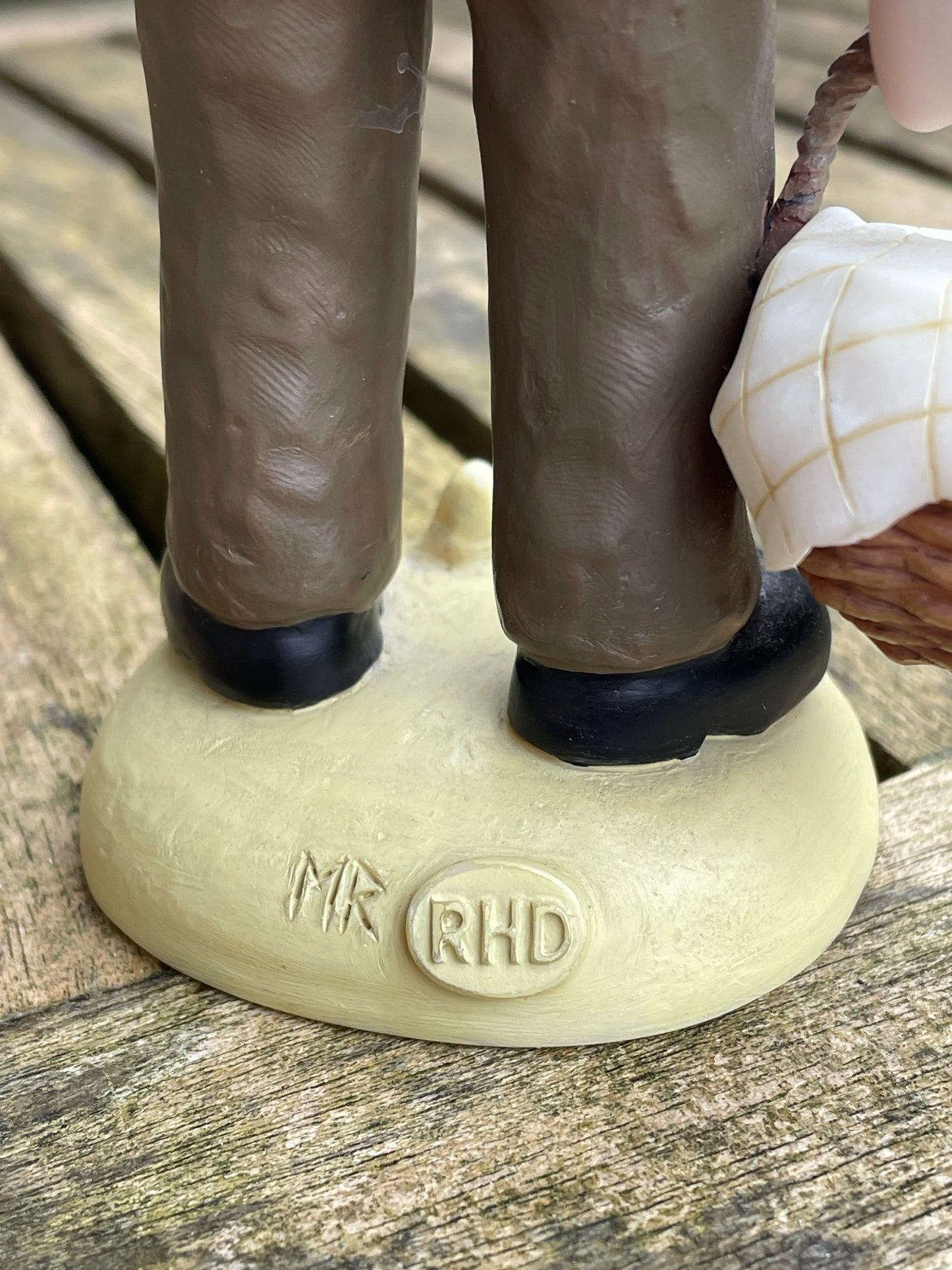 Wallace and Gromit limited edition Robert Harrop figurine from the first film A Grand Day Out