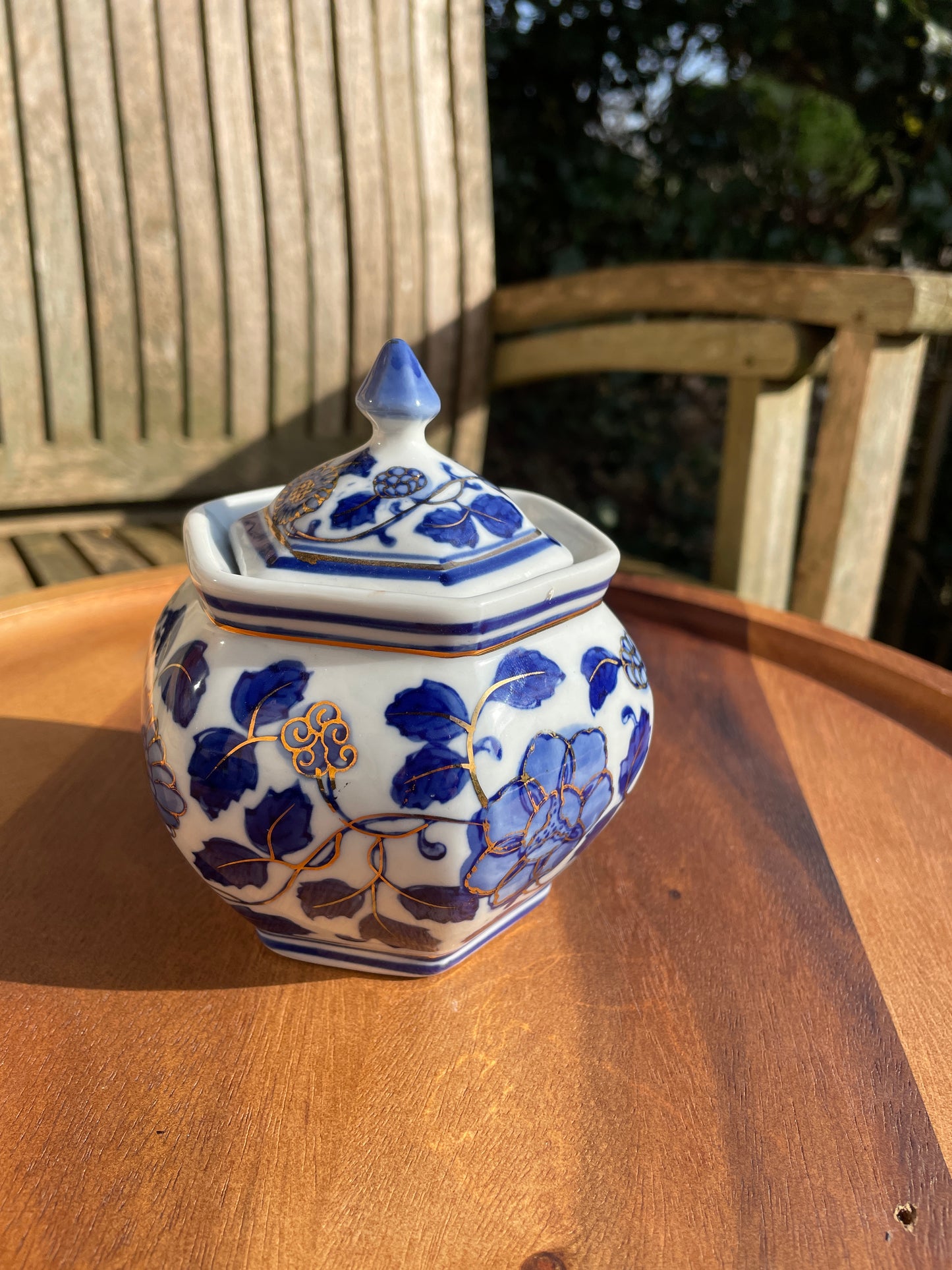 Hexagonal porcelain hand painted gilded oriental lidded pot 12cm tall