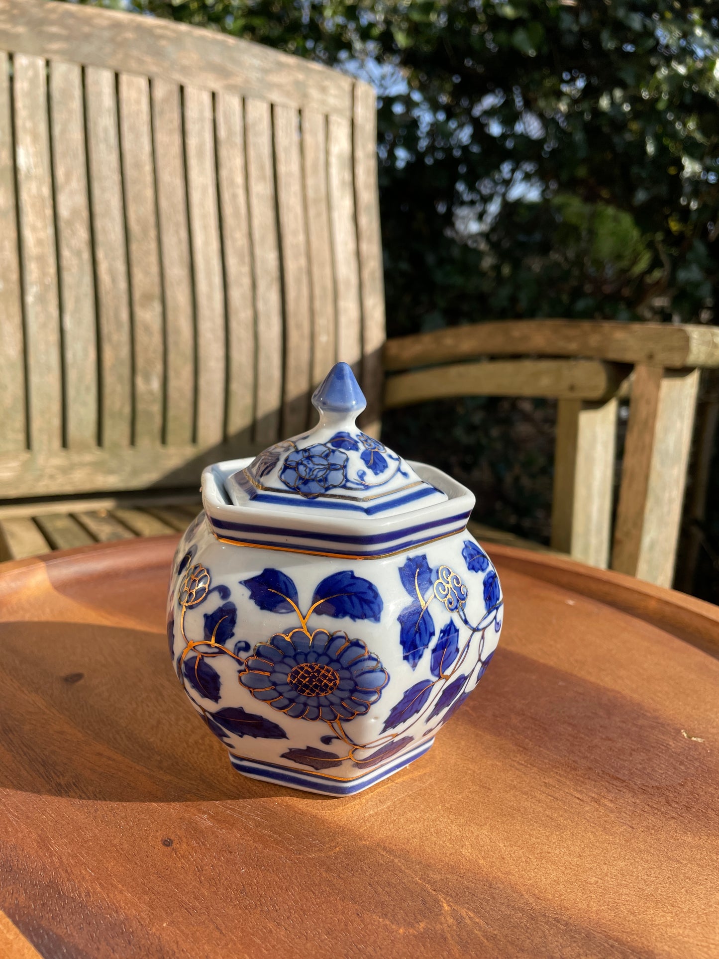 Hexagonal porcelain hand painted gilded oriental lidded pot 12cm tall