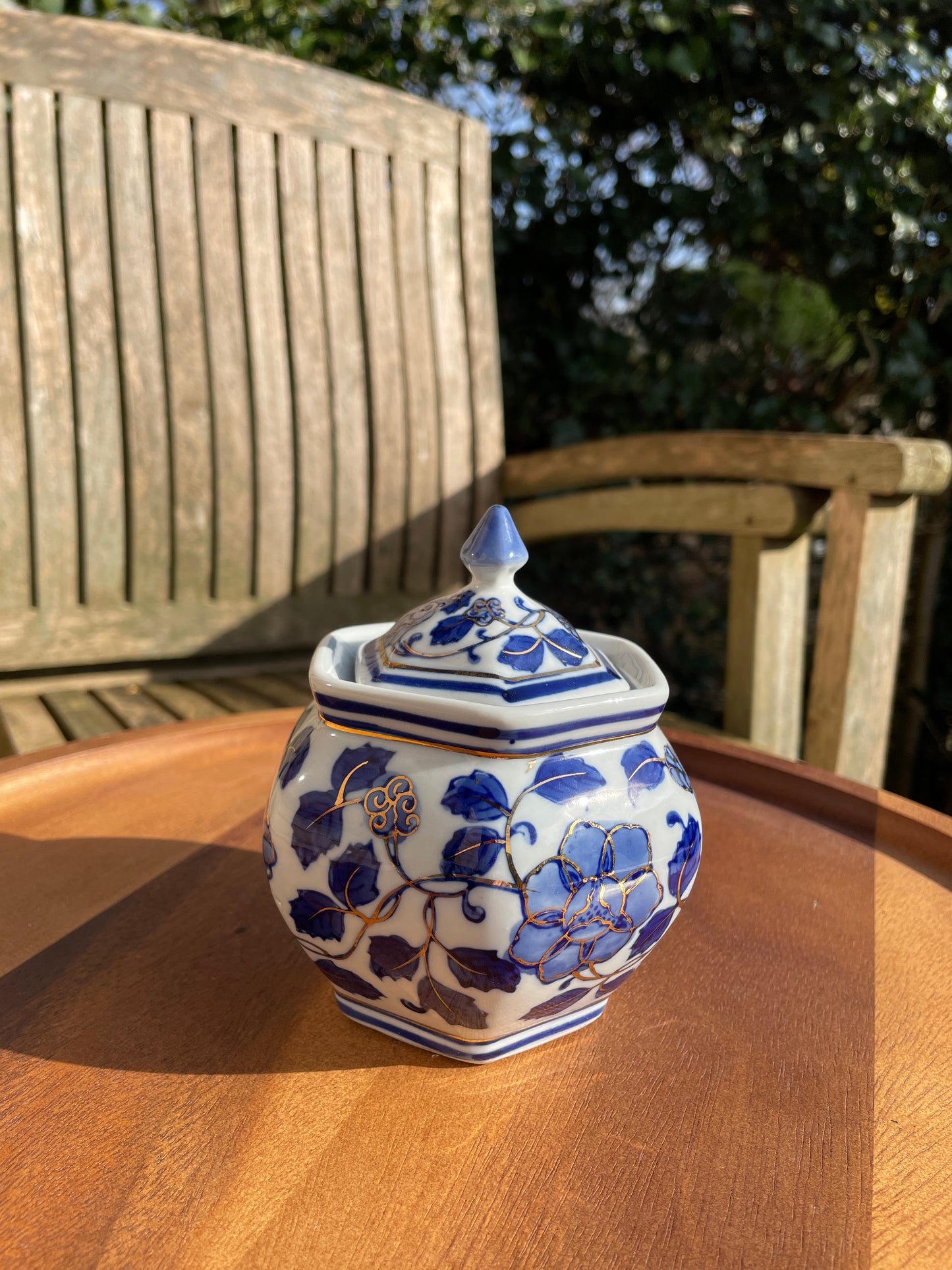 Hexagonal porcelain hand painted gilded oriental lidded pot 12cm tall