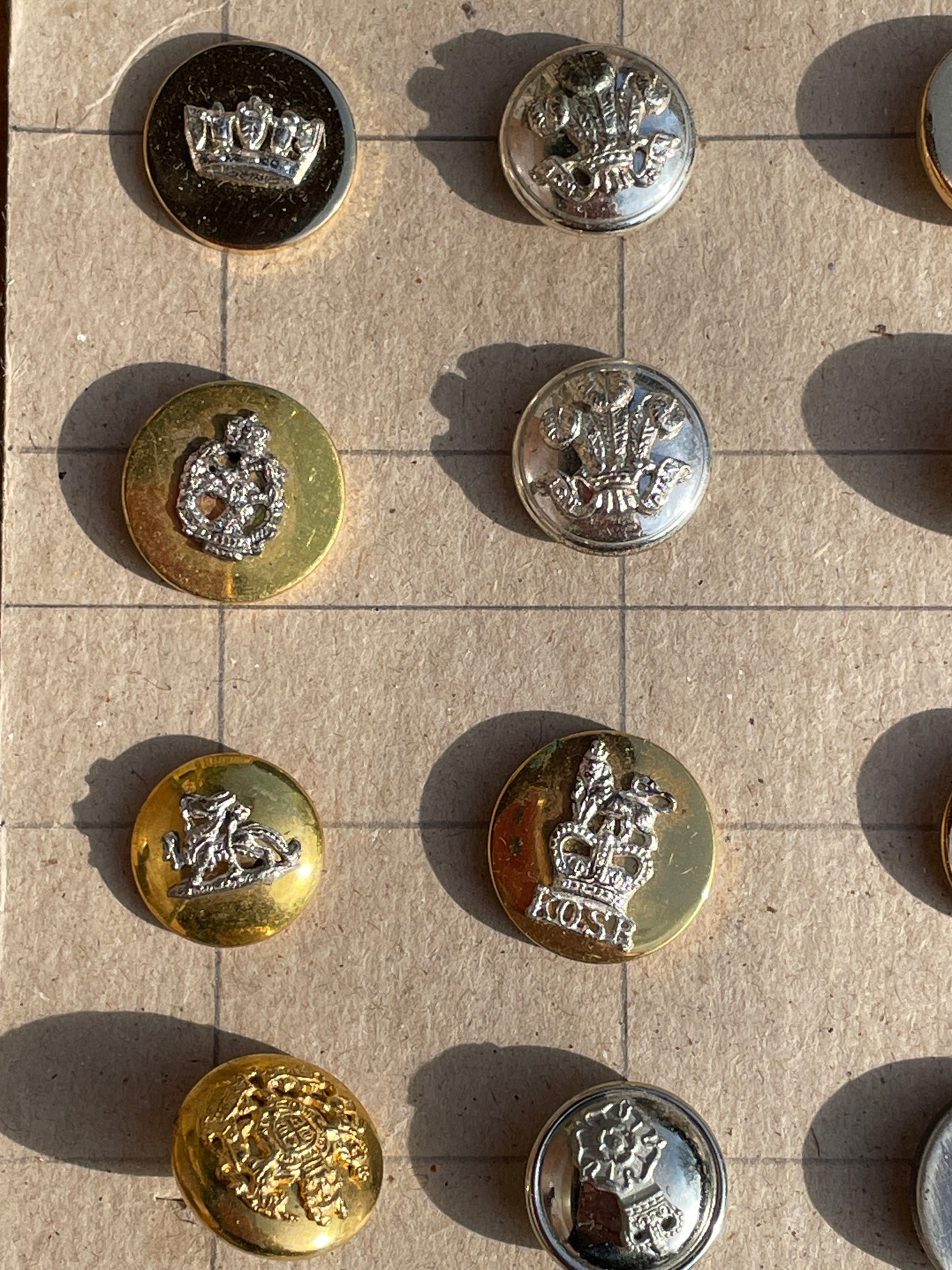 Military buttons and badges  - 36 in total