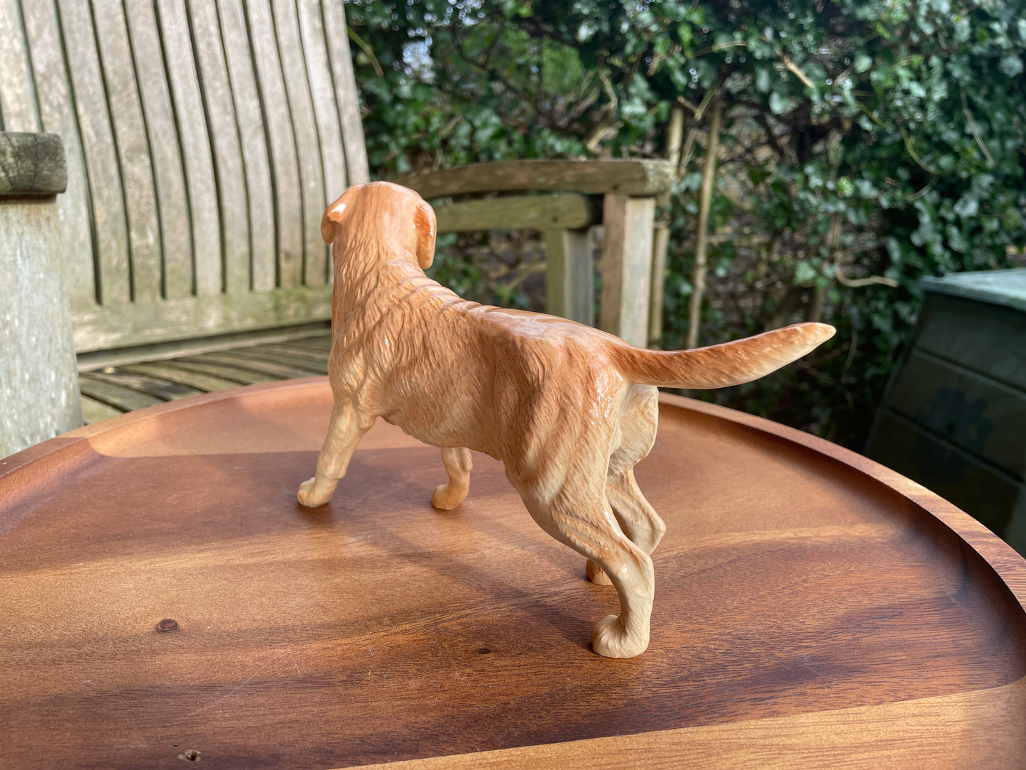 Vintage golden Labrador Royal Doulton Beswick porcelain dog figurine - Model No. D145