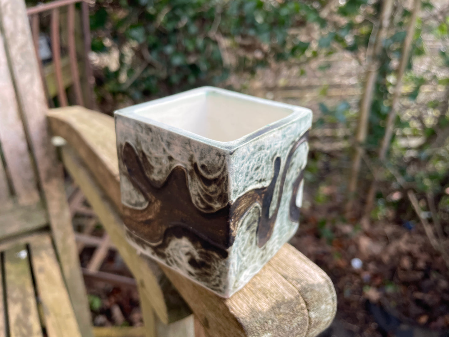 Carn Pottery pot pot by John Beusman with printed marks to base 7cm tall