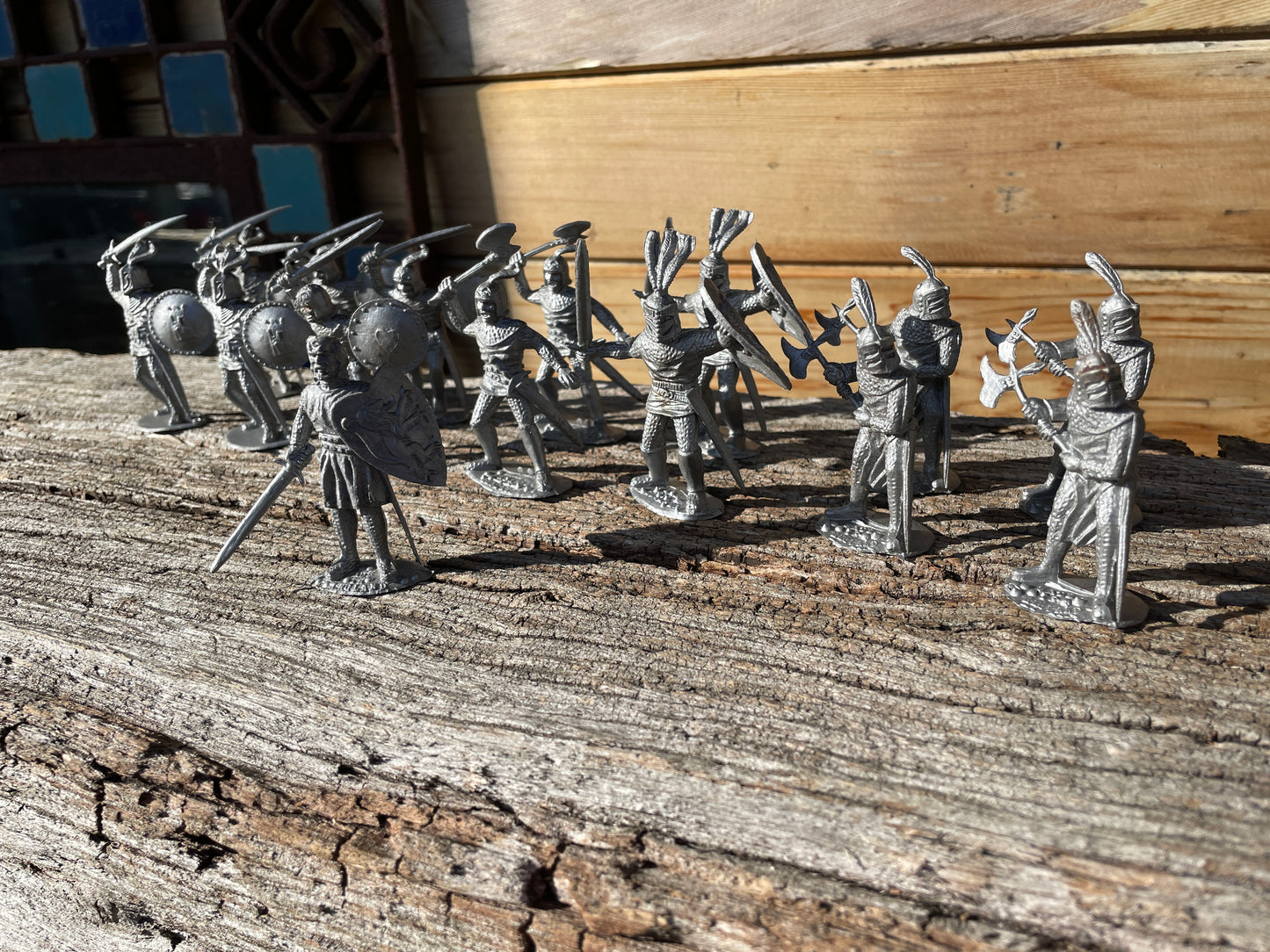 Plastic toy soldiers, Medieval Knights, Timpo Toys 1970's vintage