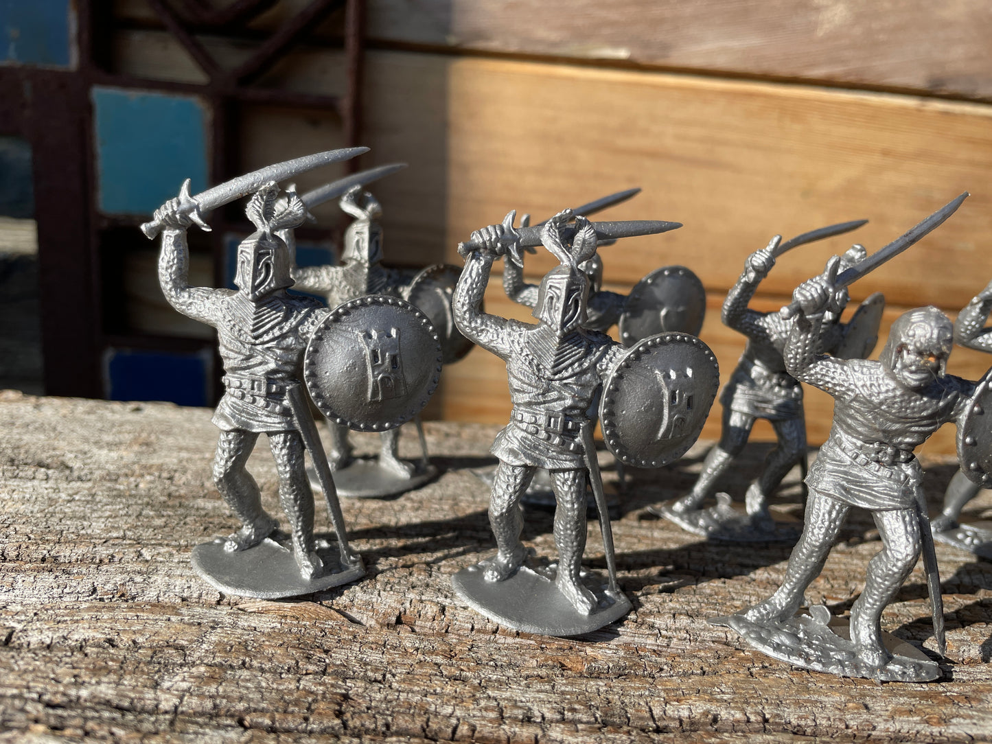Plastic toy soldiers, Medieval Knights, Timpo Toys 1970's vintage