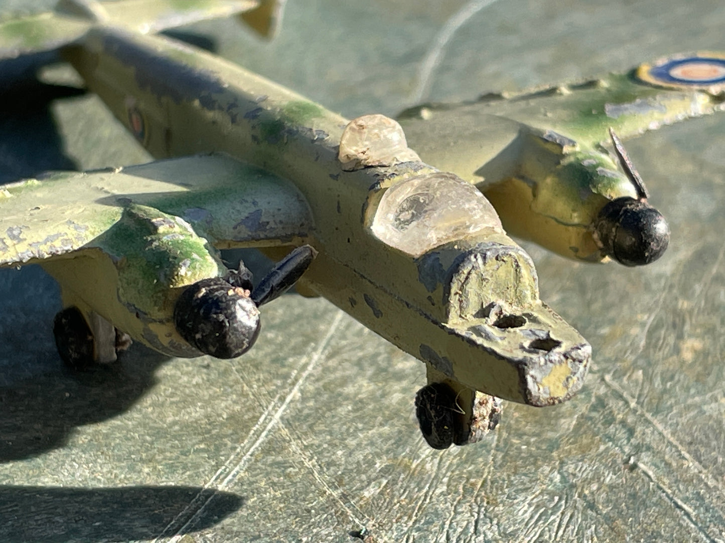 Die- cast toy aeroplanes, Lesney Cessna and Maisto B-25J Mitchell