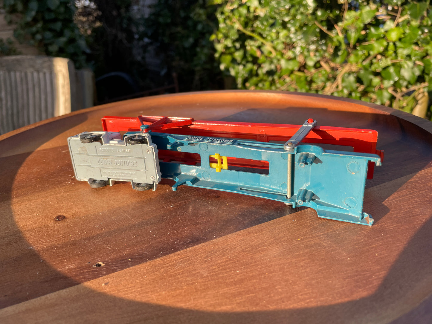Corgi Juniors Ford D Series diecast car transporter MK 1