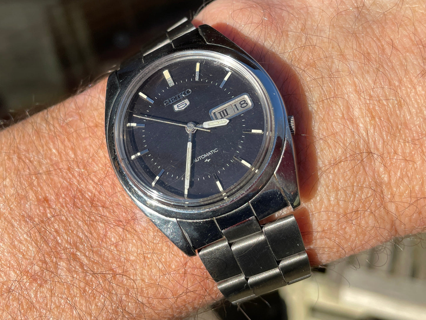 Rare Seiko 5 automatic automatic Classic Black face with Roman numeral day date wheel