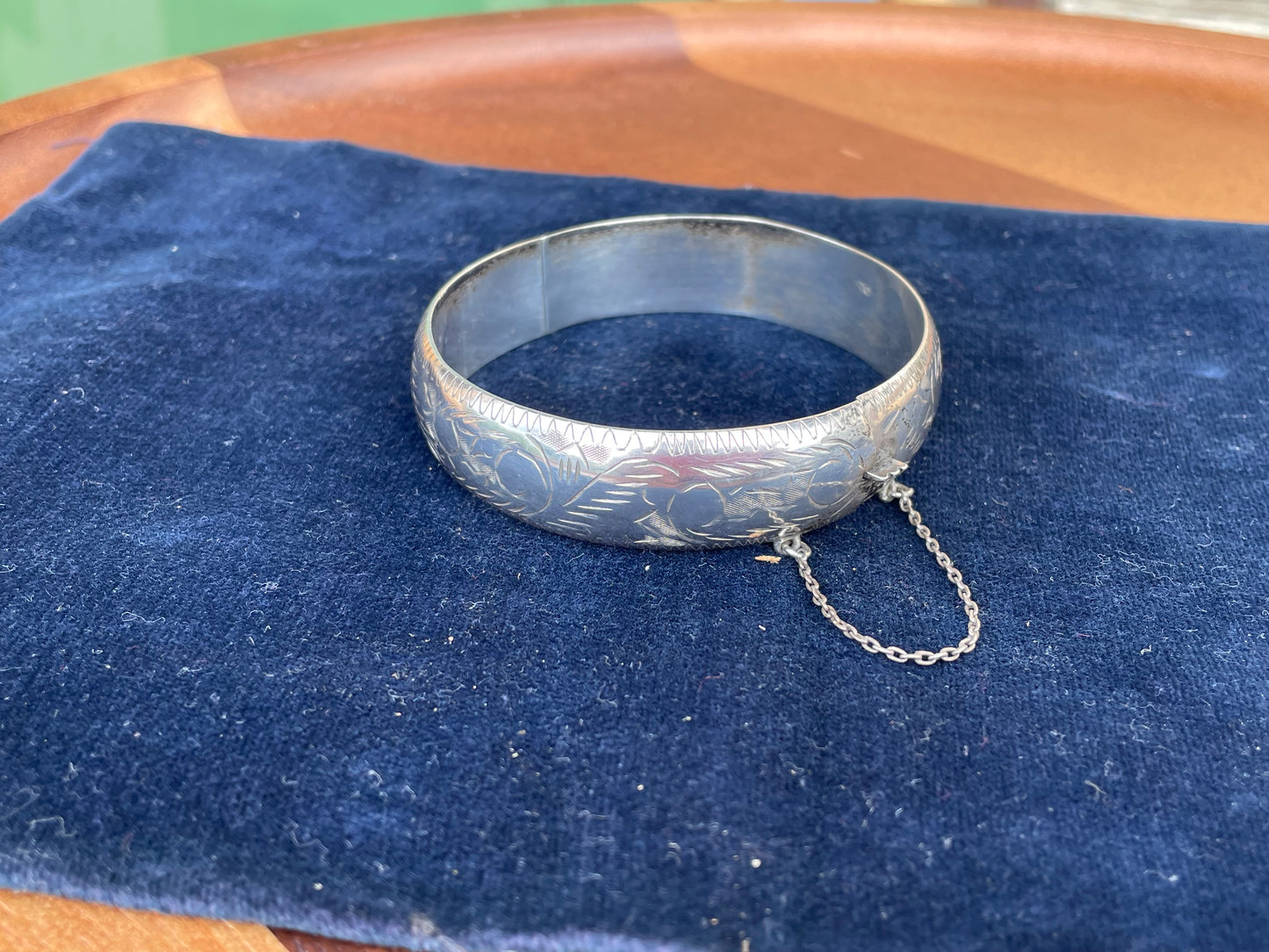 925 solid silver engraved bangle/bracelet 6cm internal diameter