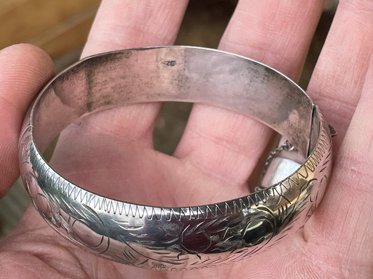 925 solid silver engraved bangle/bracelet 6cm internal diameter