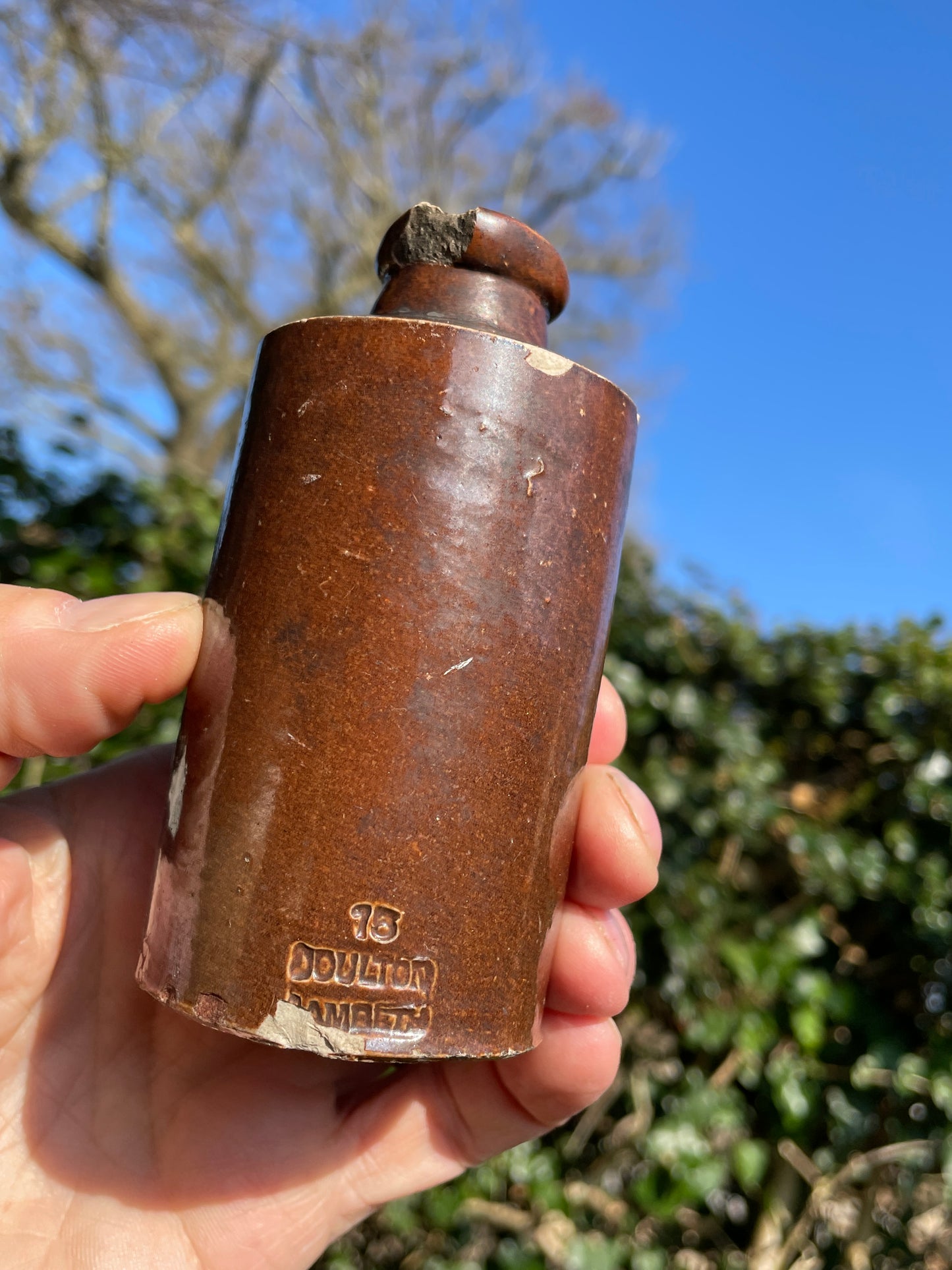 Doulton Lambeth salt glazed stoneware ink bottle 11cm tall c1880