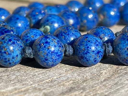 Vintage Lapis Lazuli neckless 41cm long 8mm beads